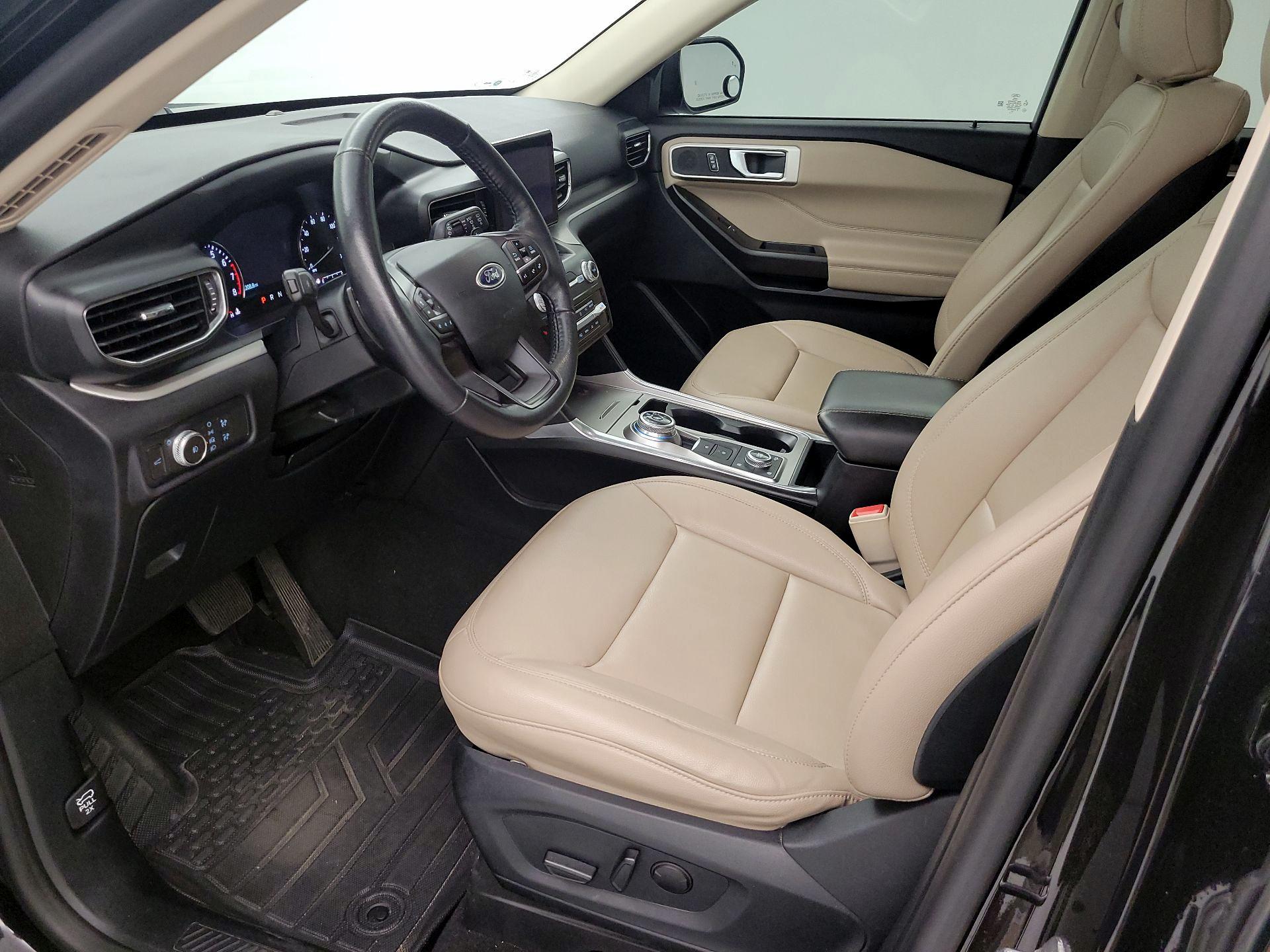 Thumbnail: 2020 Ford Explorer - 11