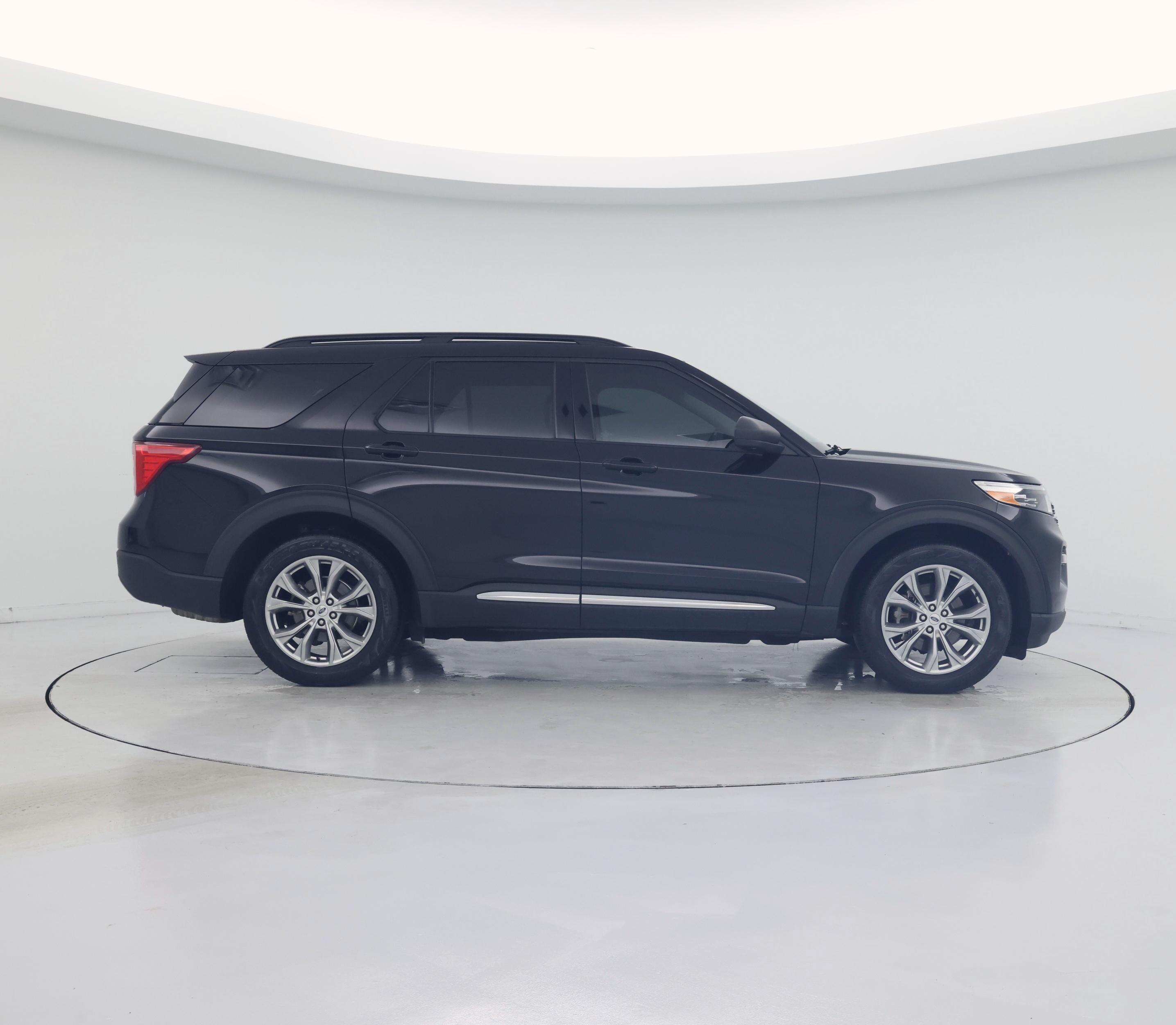 Thumbnail: 2020 Ford Explorer - 7