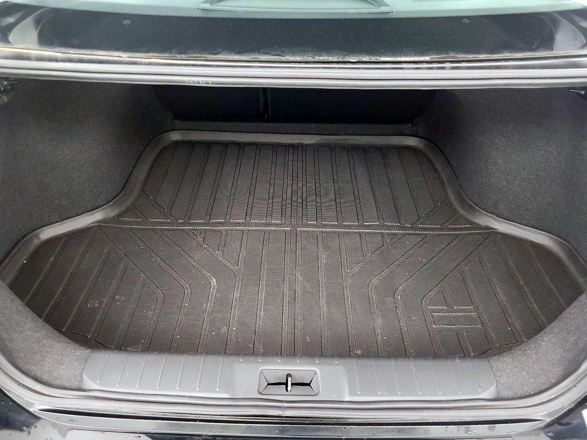 Thumbnail: 2023 Nissan Sentra - 20