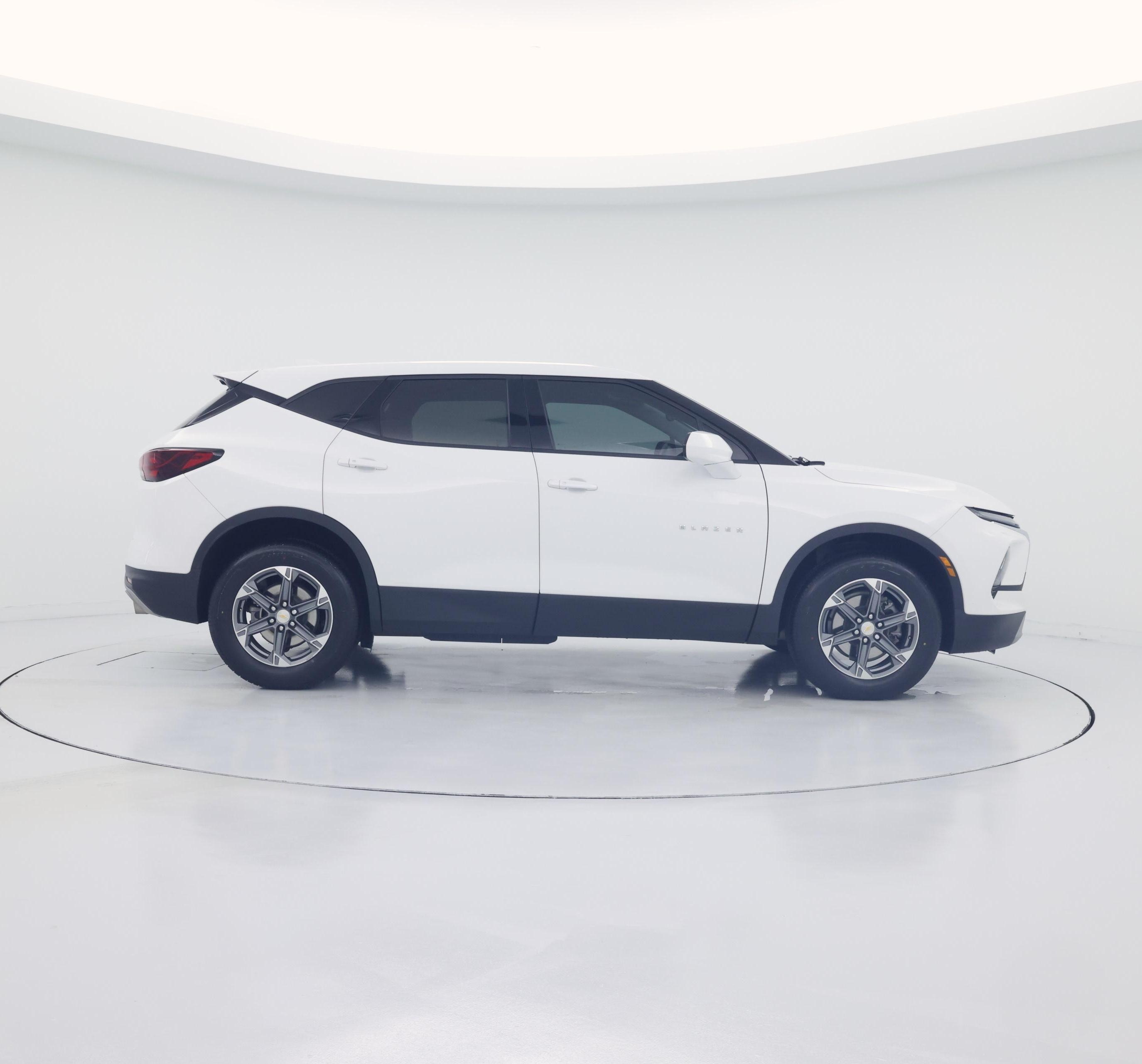 Thumbnail: 2023 Chevrolet Blazer - 7