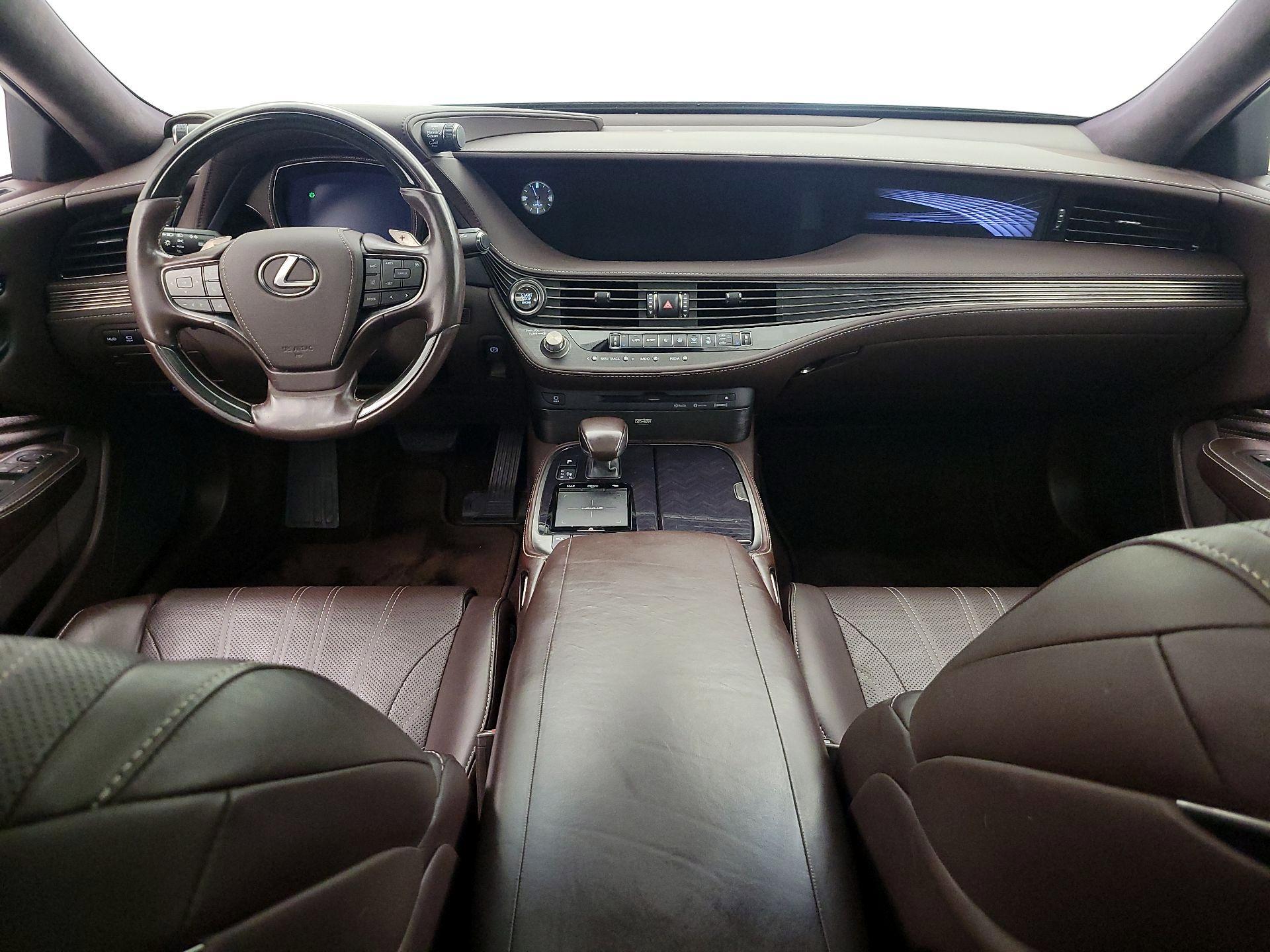 Thumbnail: 2019 Lexus LS - 9