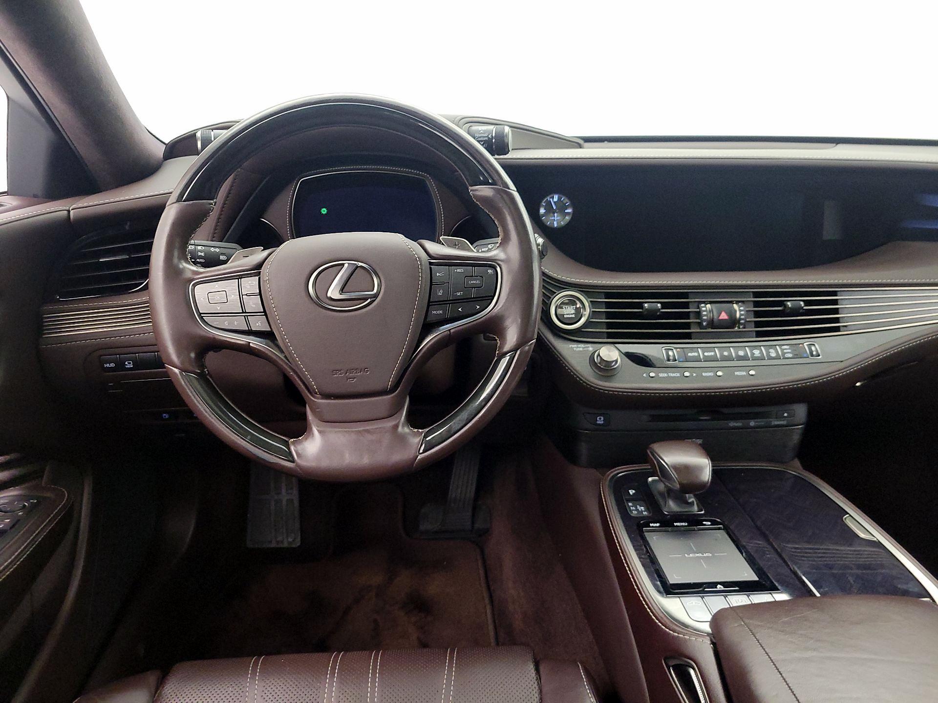 Thumbnail: 2019 Lexus LS - 10