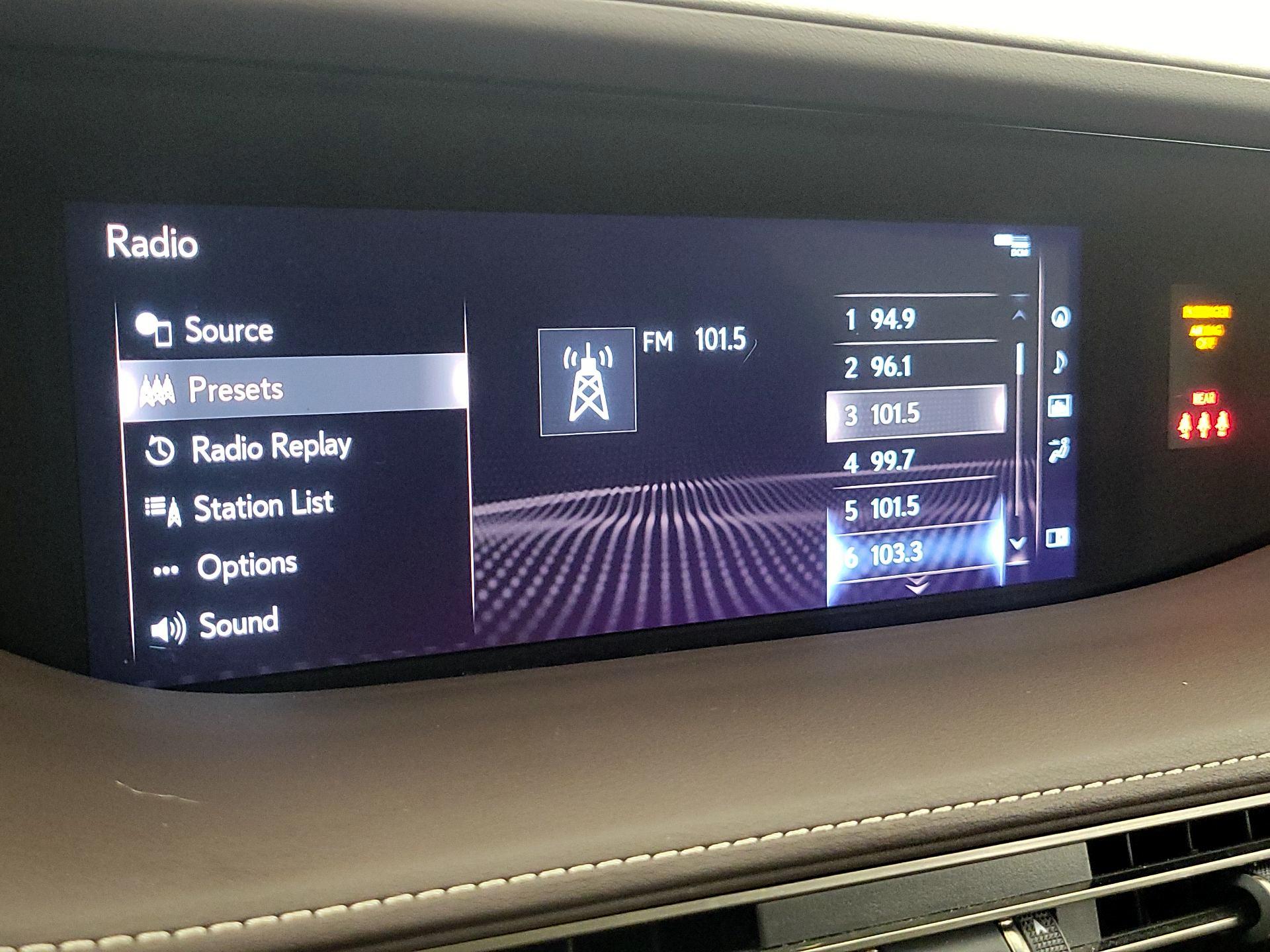 Thumbnail: 2019 Lexus LS - 16