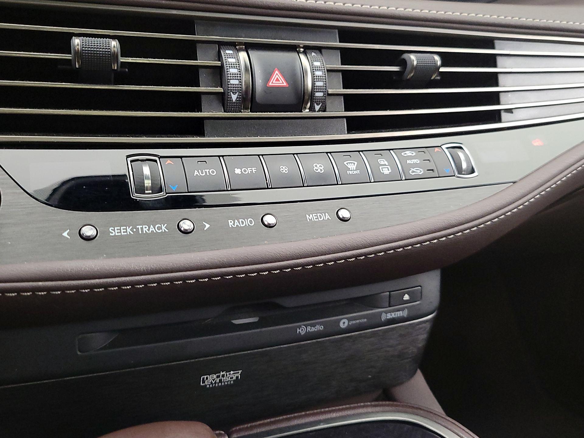 Thumbnail: 2019 Lexus LS - 17