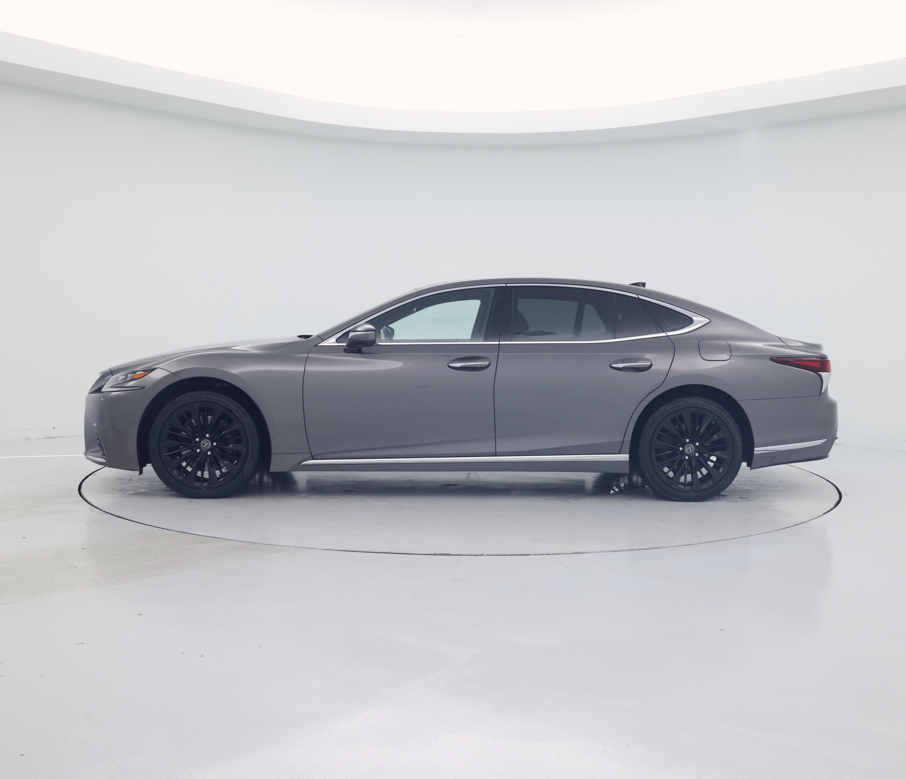 Thumbnail: 2019 Lexus LS - 3