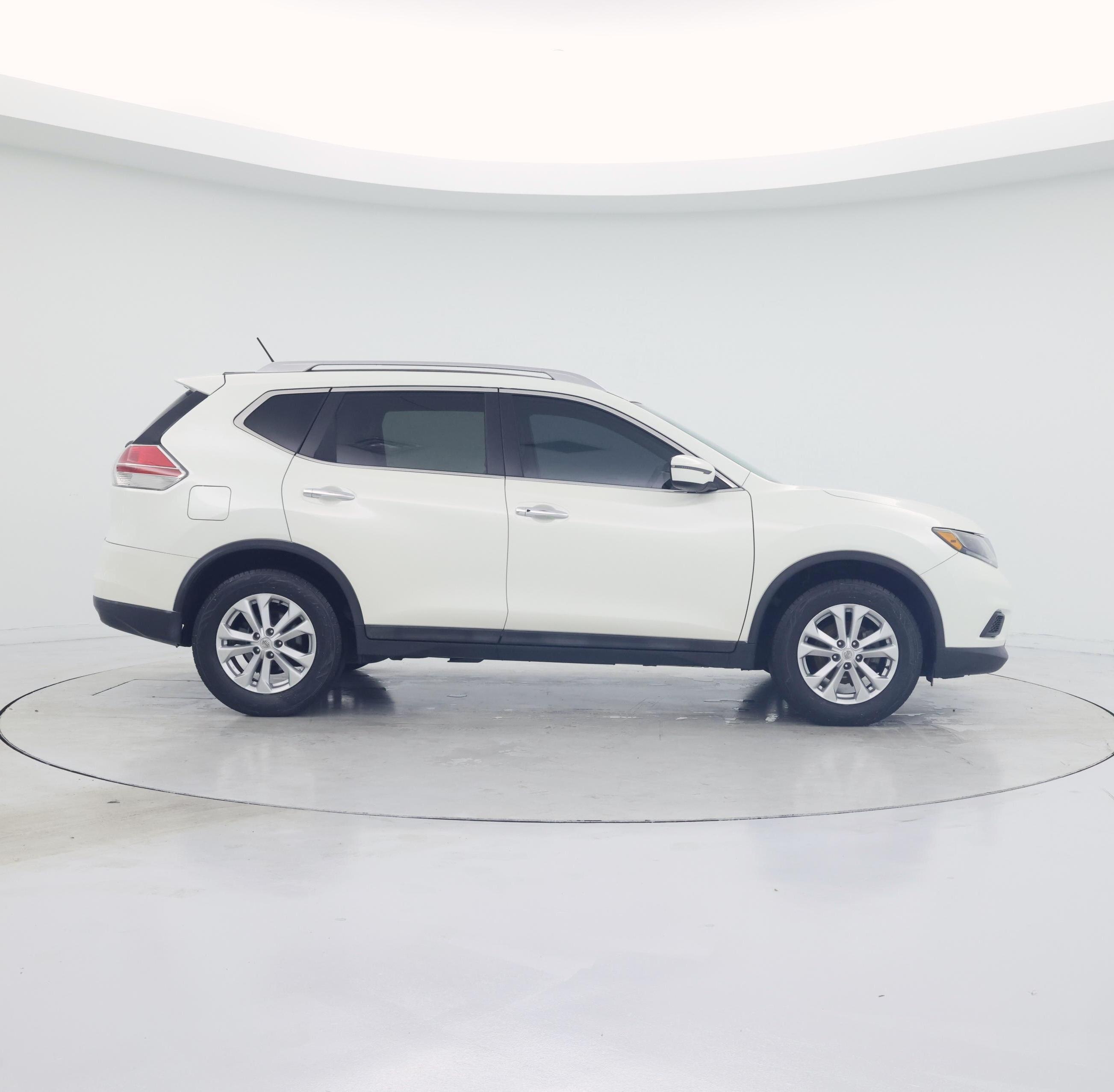 Thumbnail: 2016 Nissan Rogue - 7