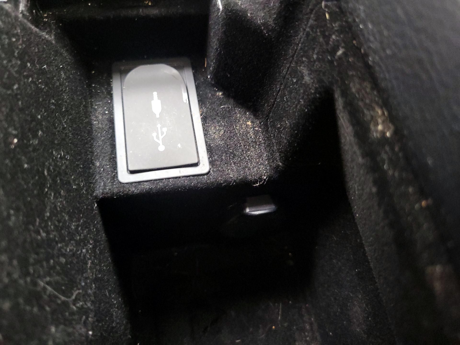 Thumbnail: 2014 Lexus IS - 19