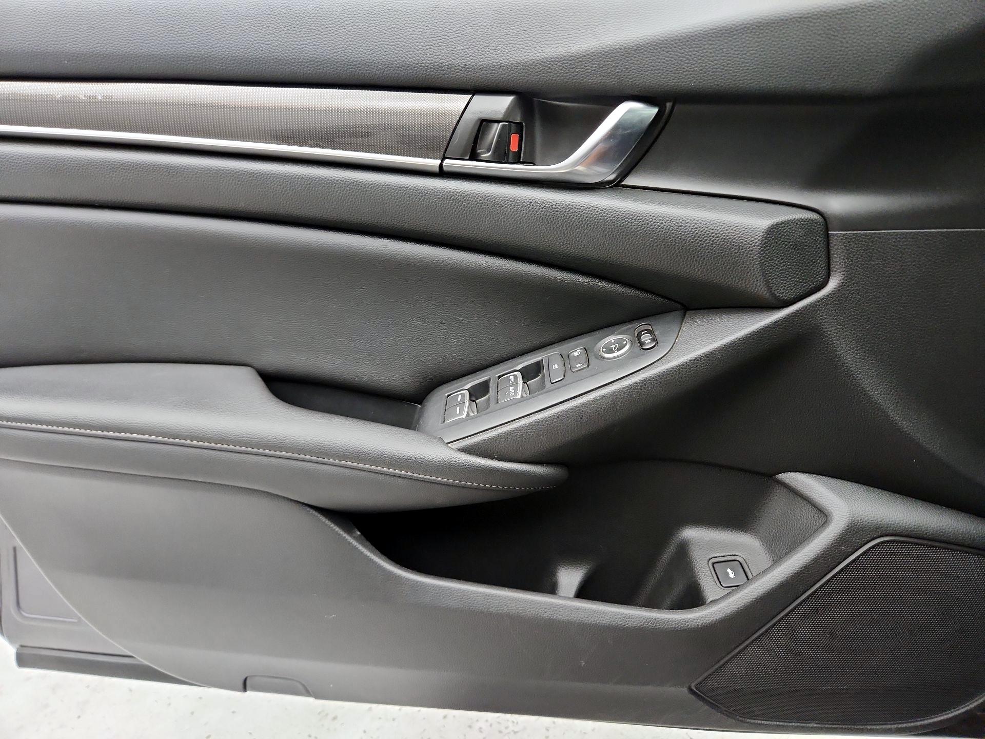 Thumbnail: 2020 Honda Accord - 12