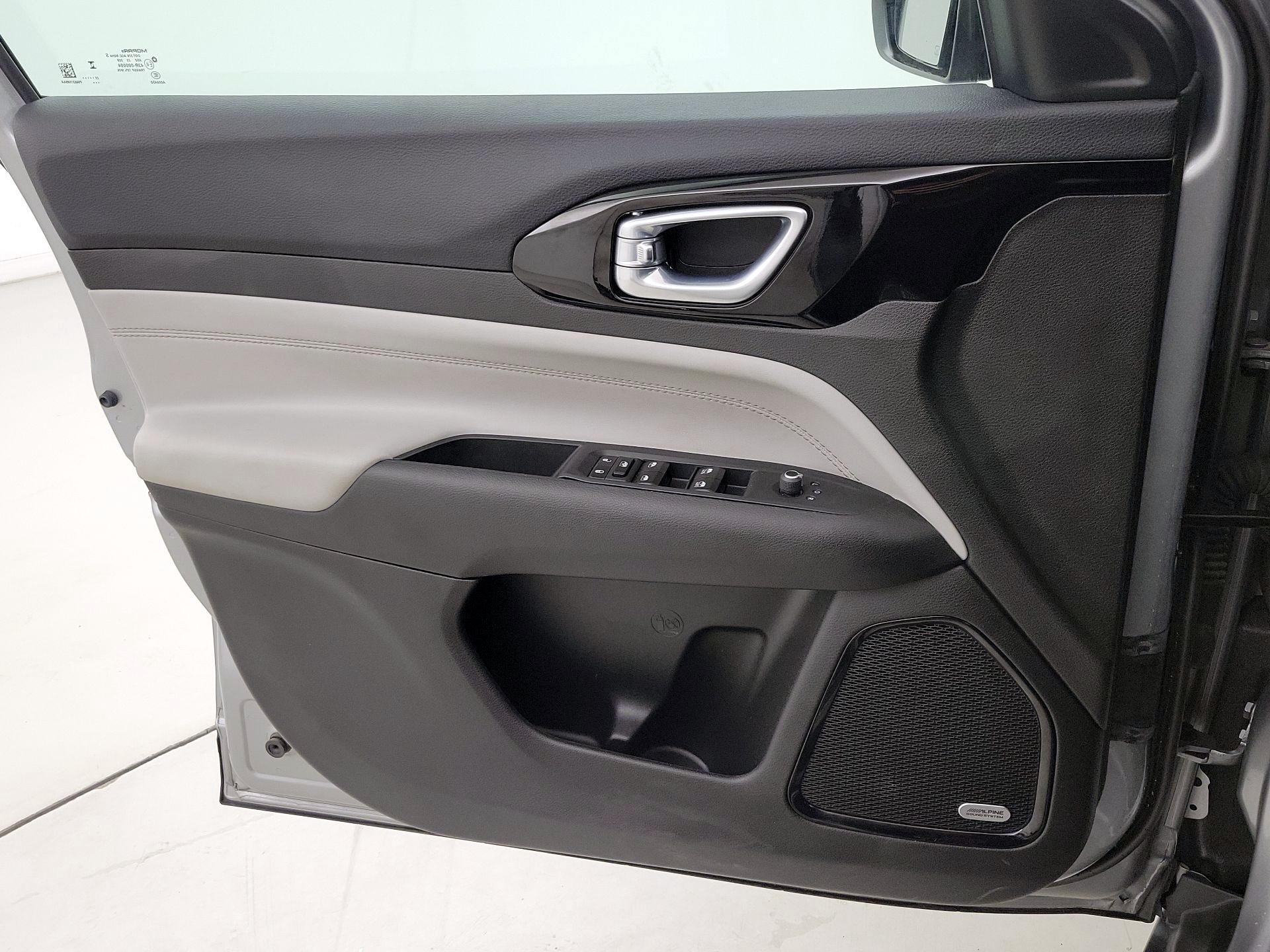 Thumbnail: 2024 Jeep Compass - 12