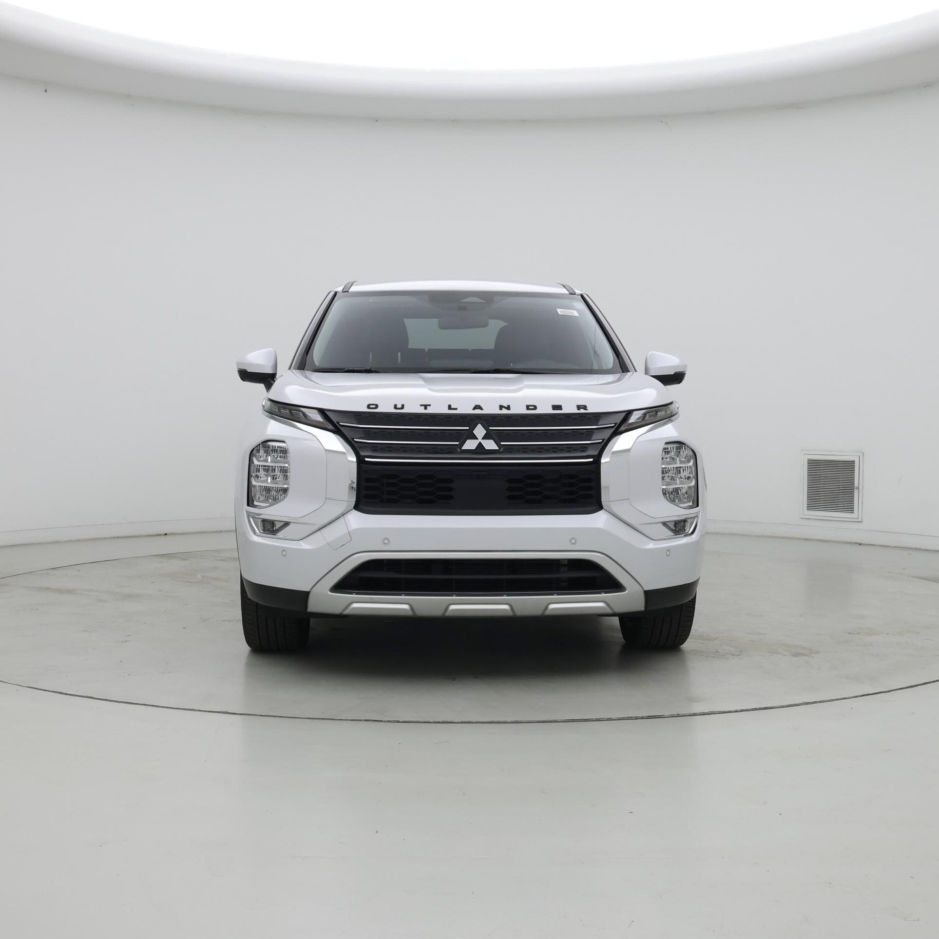 Thumbnail: 2024 Mitsubishi Outlander - 5