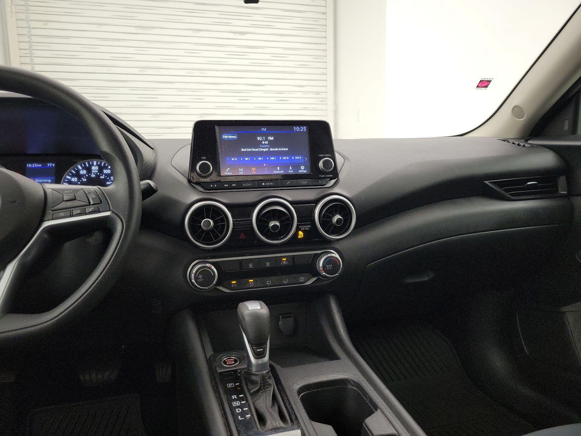 Thumbnail: 2023 Nissan Sentra - 9