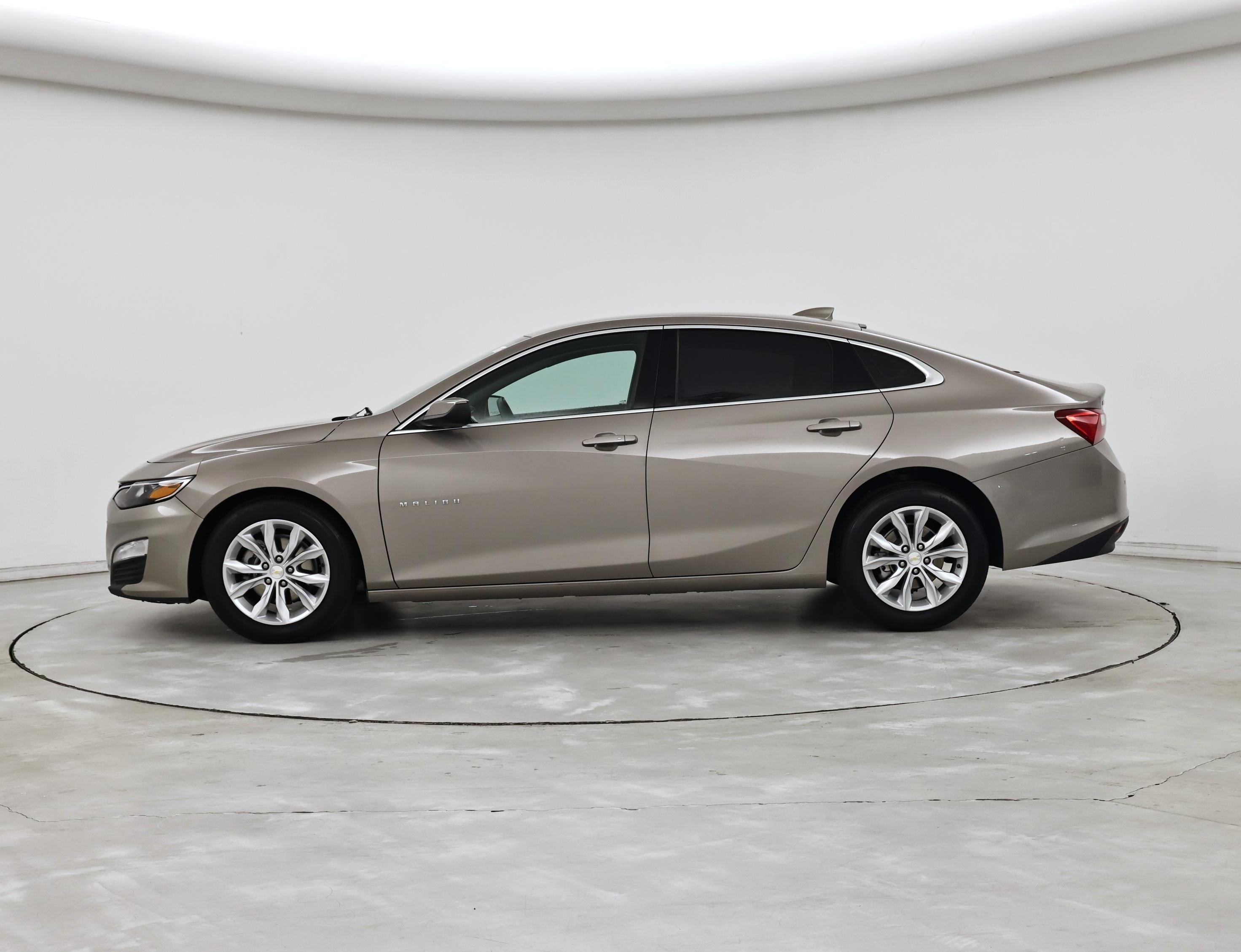 Thumbnail: 2024 Chevrolet Malibu - 3