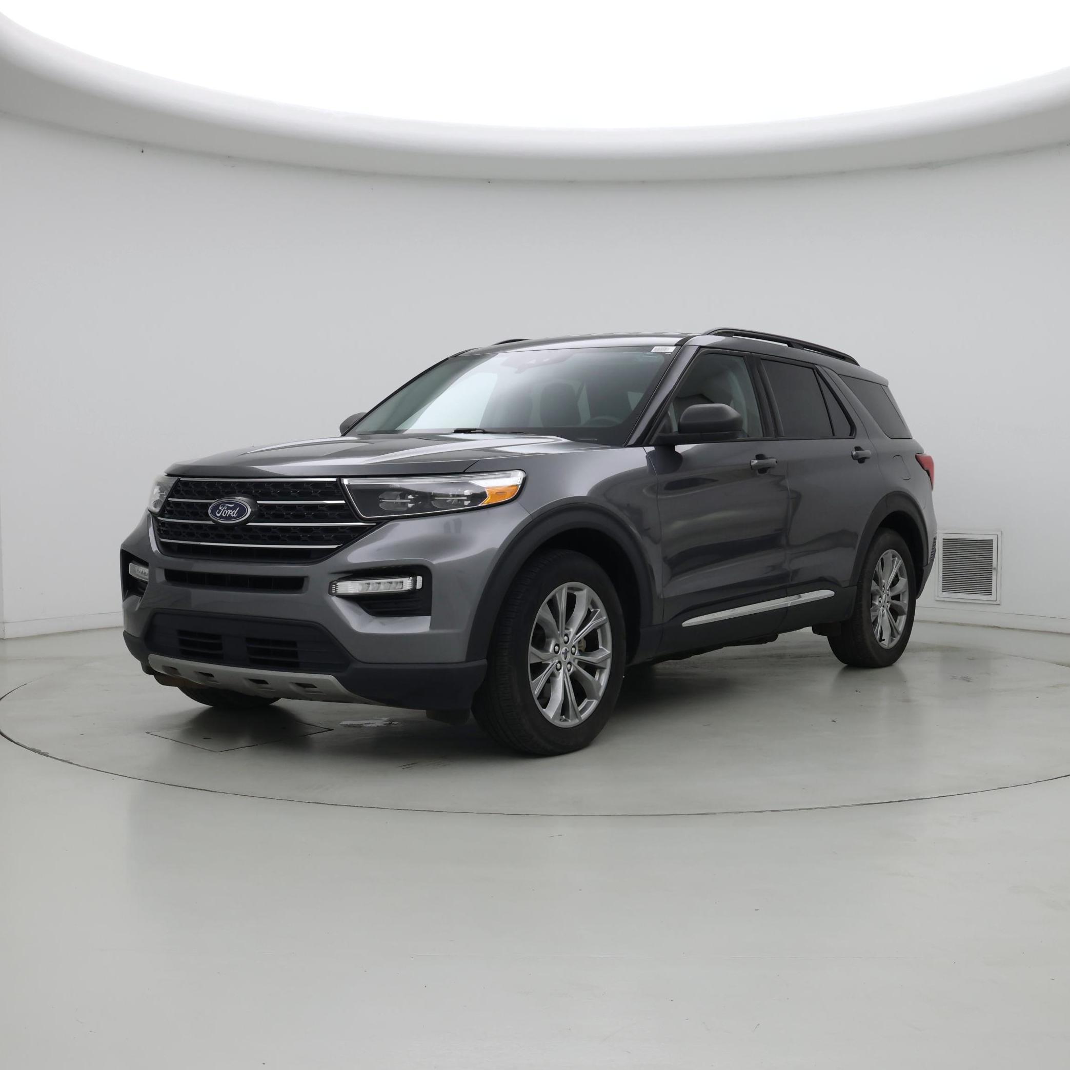 Thumbnail: 2022 Ford Explorer - 4