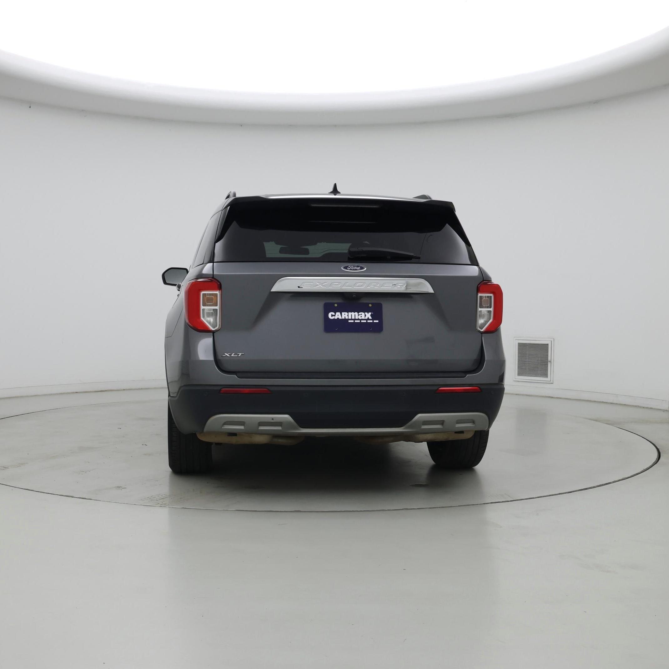 Thumbnail: 2022 Ford Explorer - 6