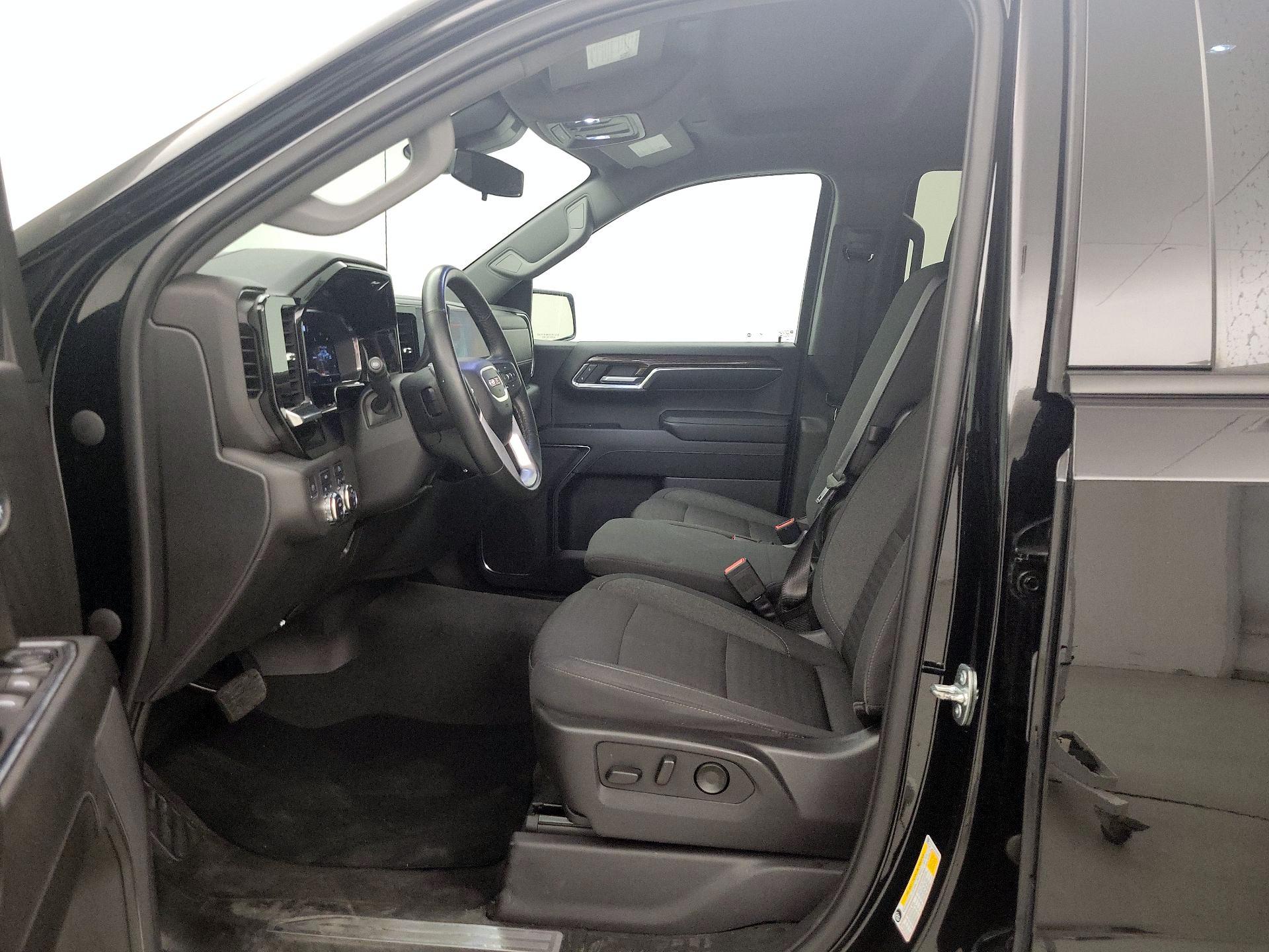 Thumbnail: 2023 GMC Sierra 1500 - 11