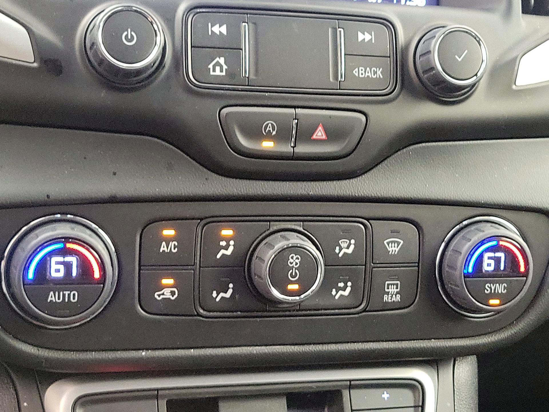 Thumbnail: 2023 GMC Terrain - 16