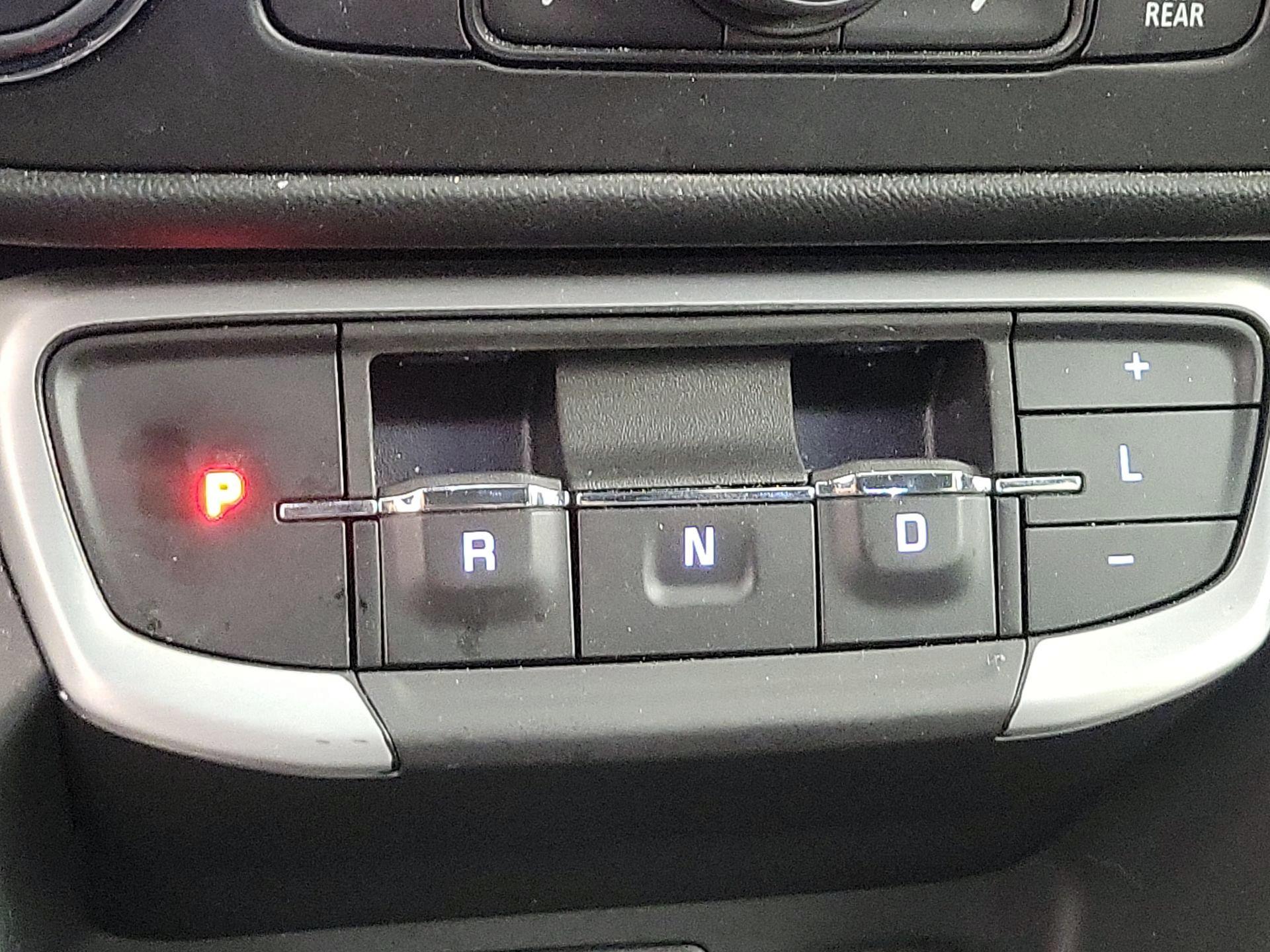 Thumbnail: 2023 GMC Terrain - 17