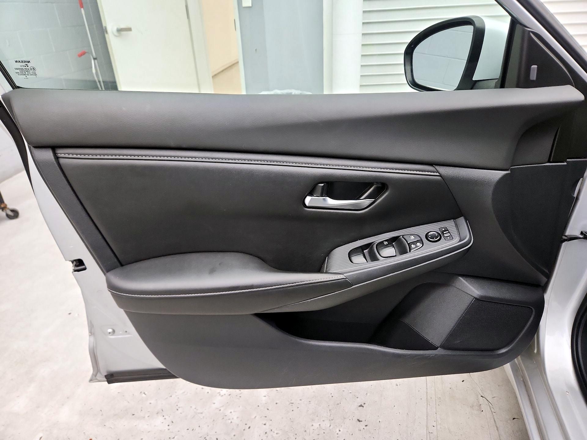 Thumbnail: 2022 Nissan Sentra - 12