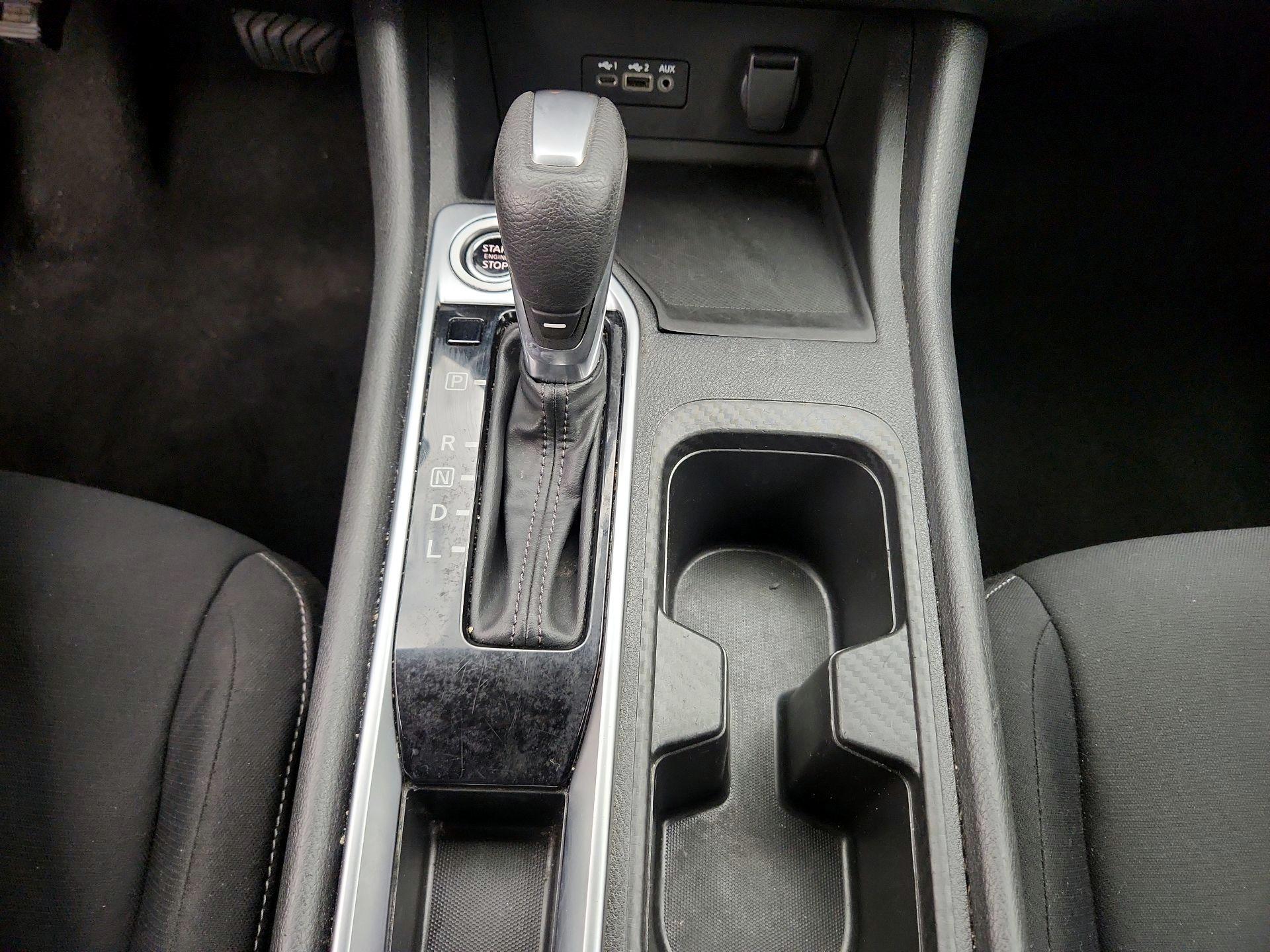 Thumbnail: 2022 Nissan Sentra - 17