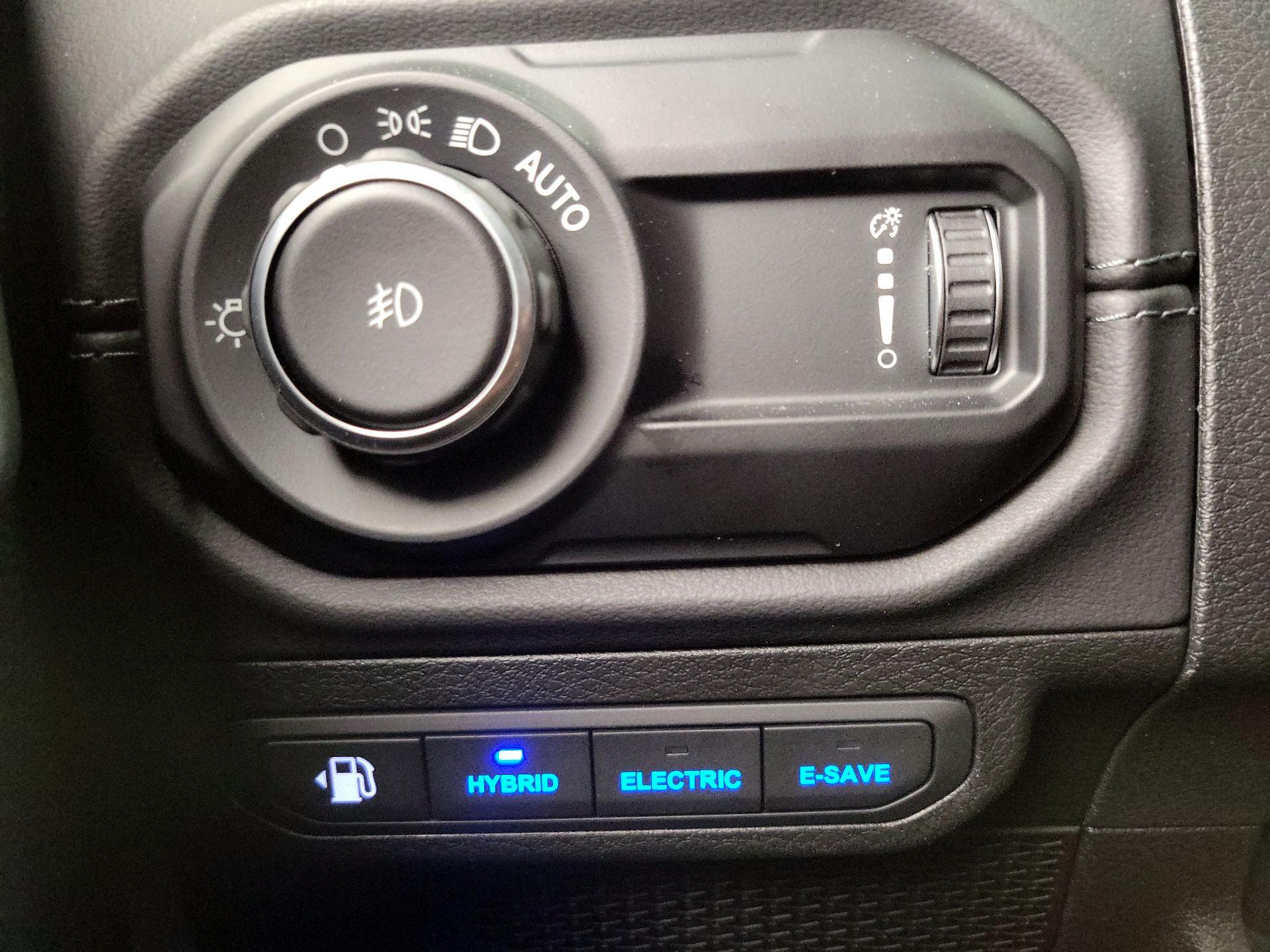 Thumbnail: 2025 Jeep Wrangler - 13