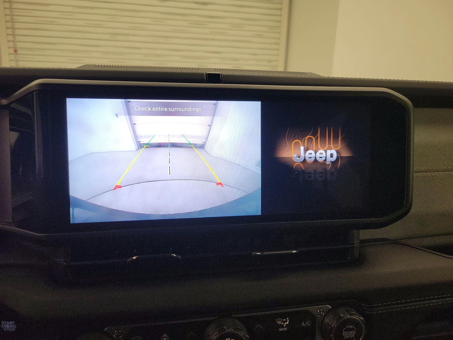 Thumbnail: 2025 Jeep Wrangler - 14
