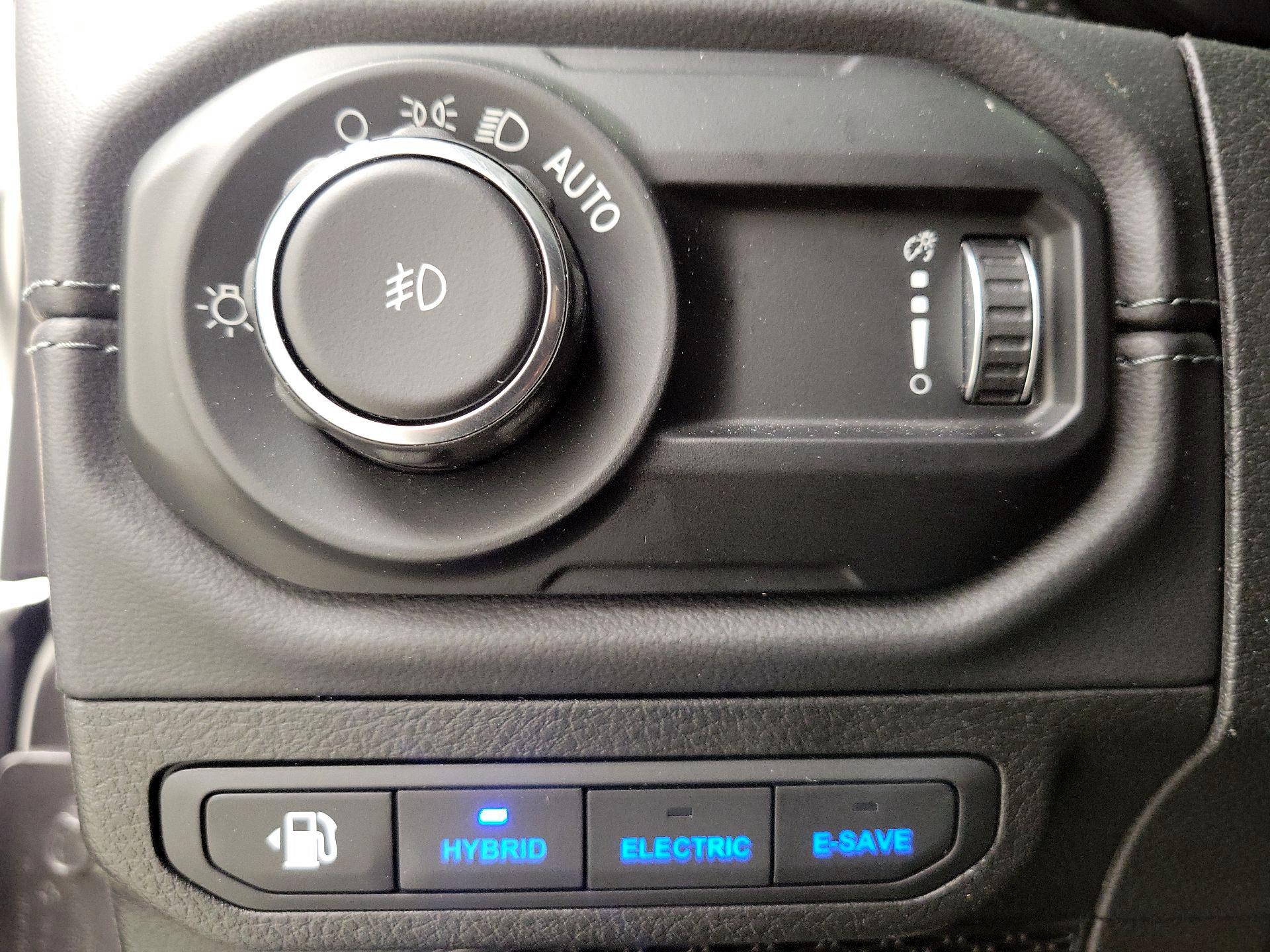 Thumbnail: 2025 Jeep Wrangler - 13