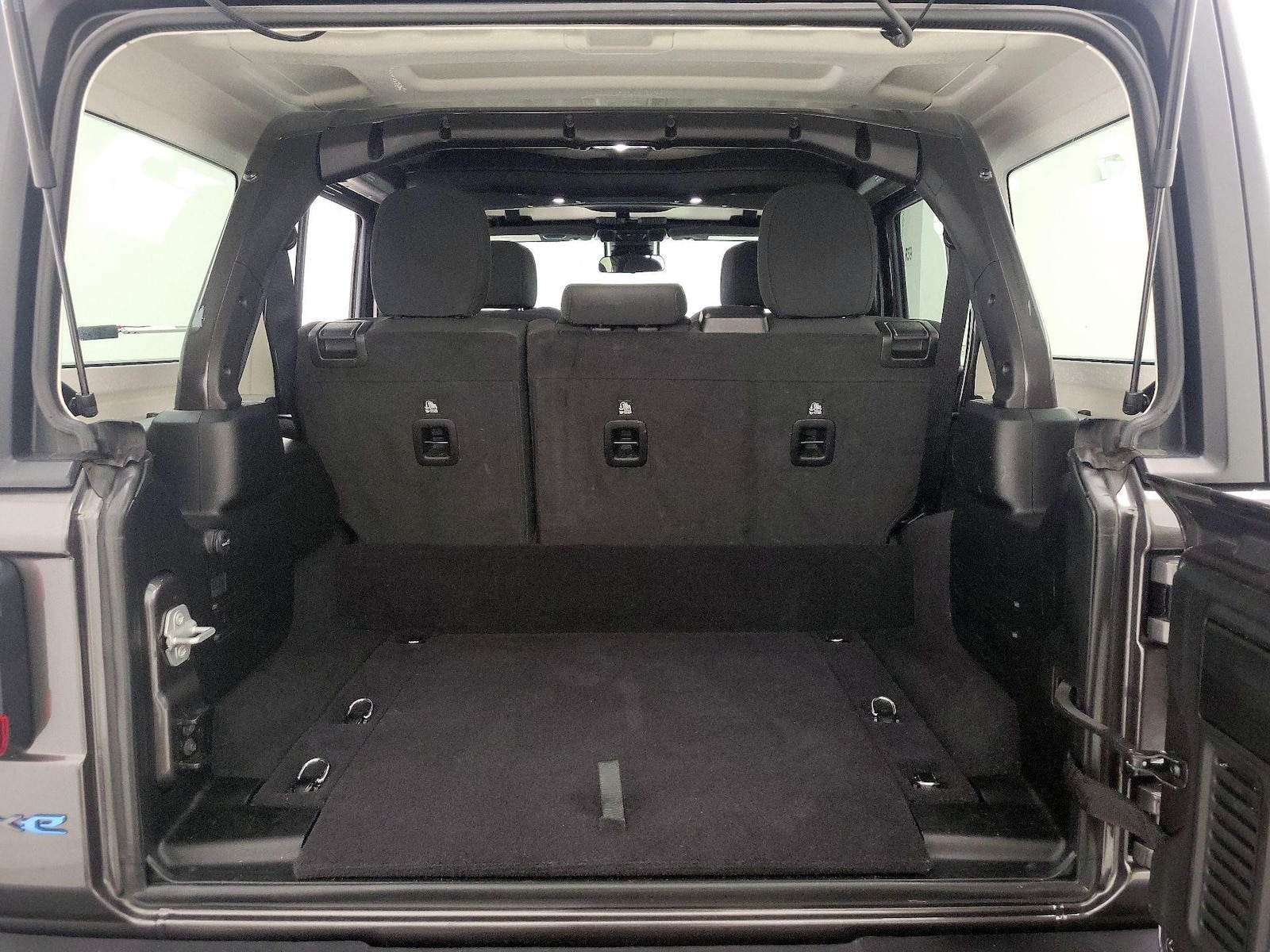 2025 Jeep Wrangler 4xe Rubicon 4XE - Photo 12