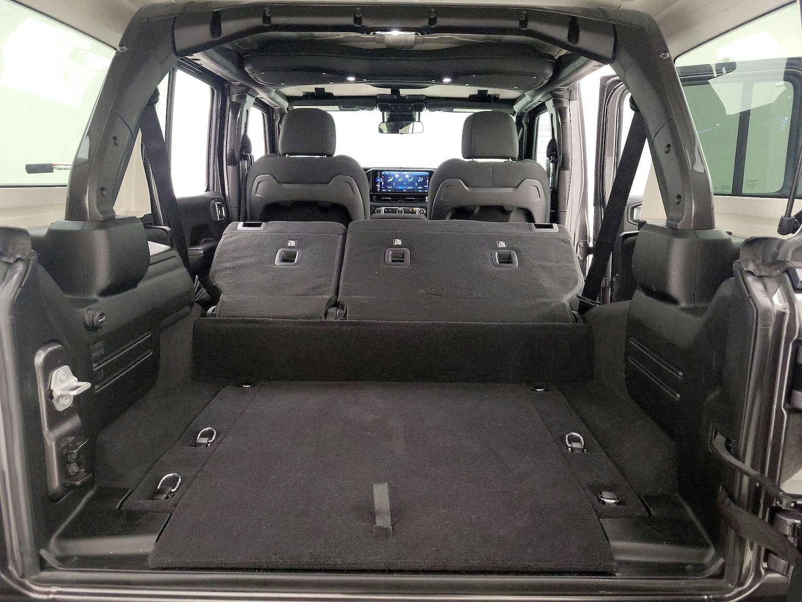 2025 Jeep Wrangler 4xe Rubicon 4XE - Photo 13