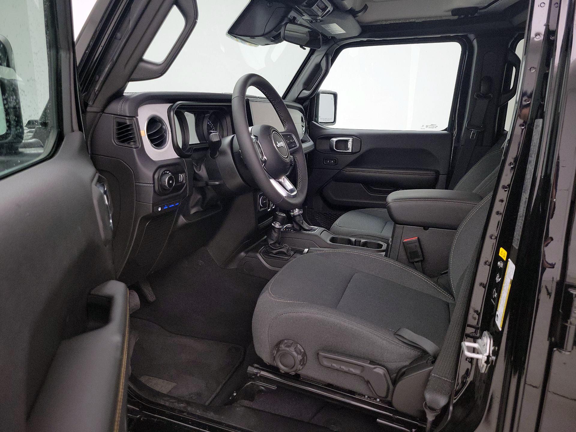 Thumbnail: 2025 Jeep Wrangler - 11