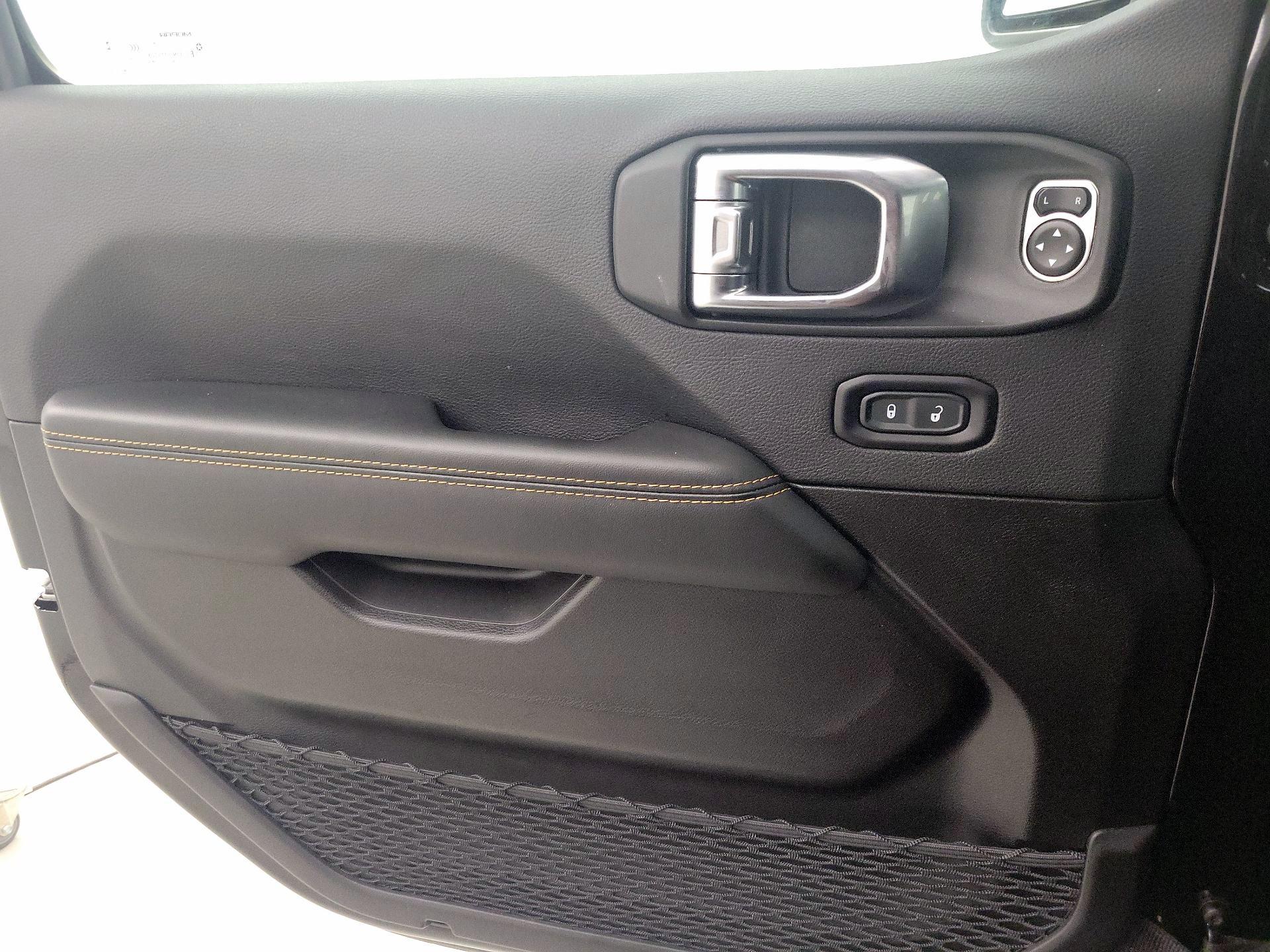 Thumbnail: 2025 Jeep Wrangler - 12