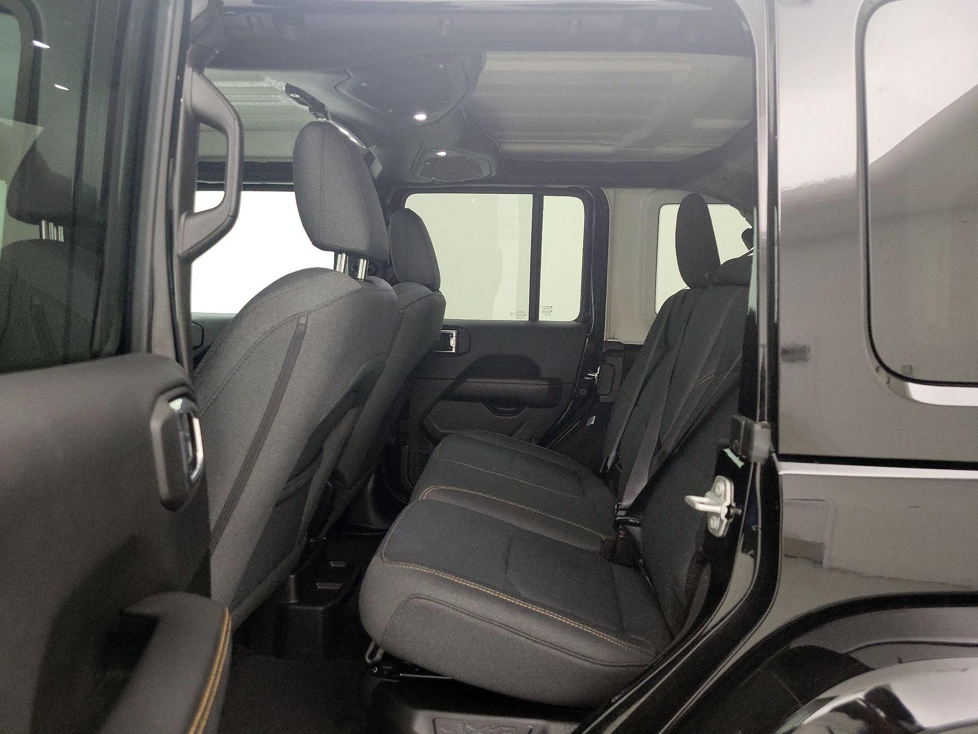 Thumbnail: 2025 Jeep Wrangler - 19