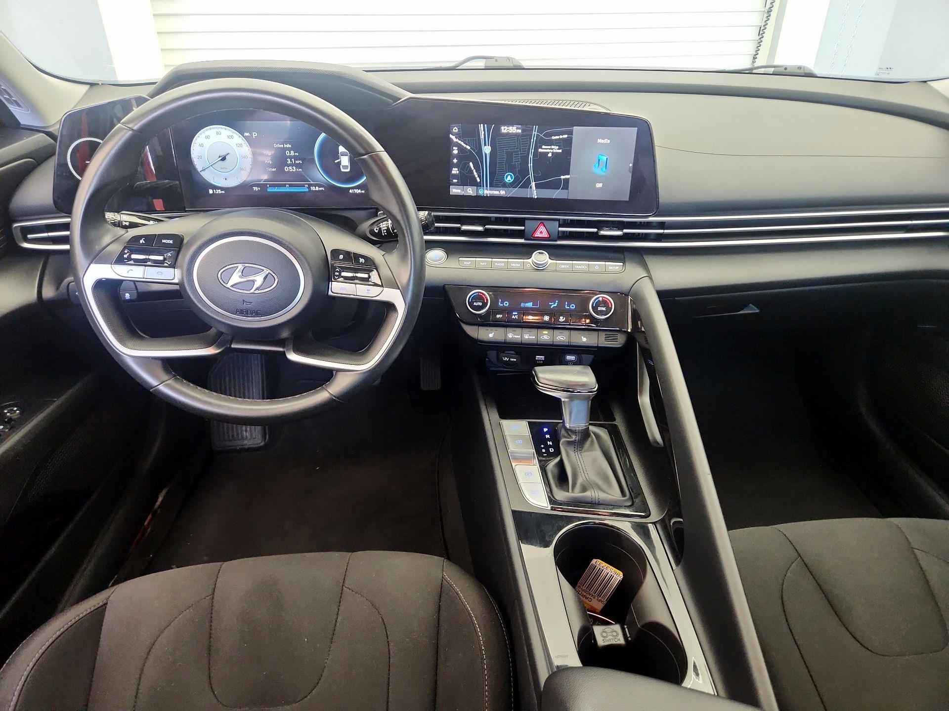 Thumbnail: 2023 Hyundai Elantra - 9