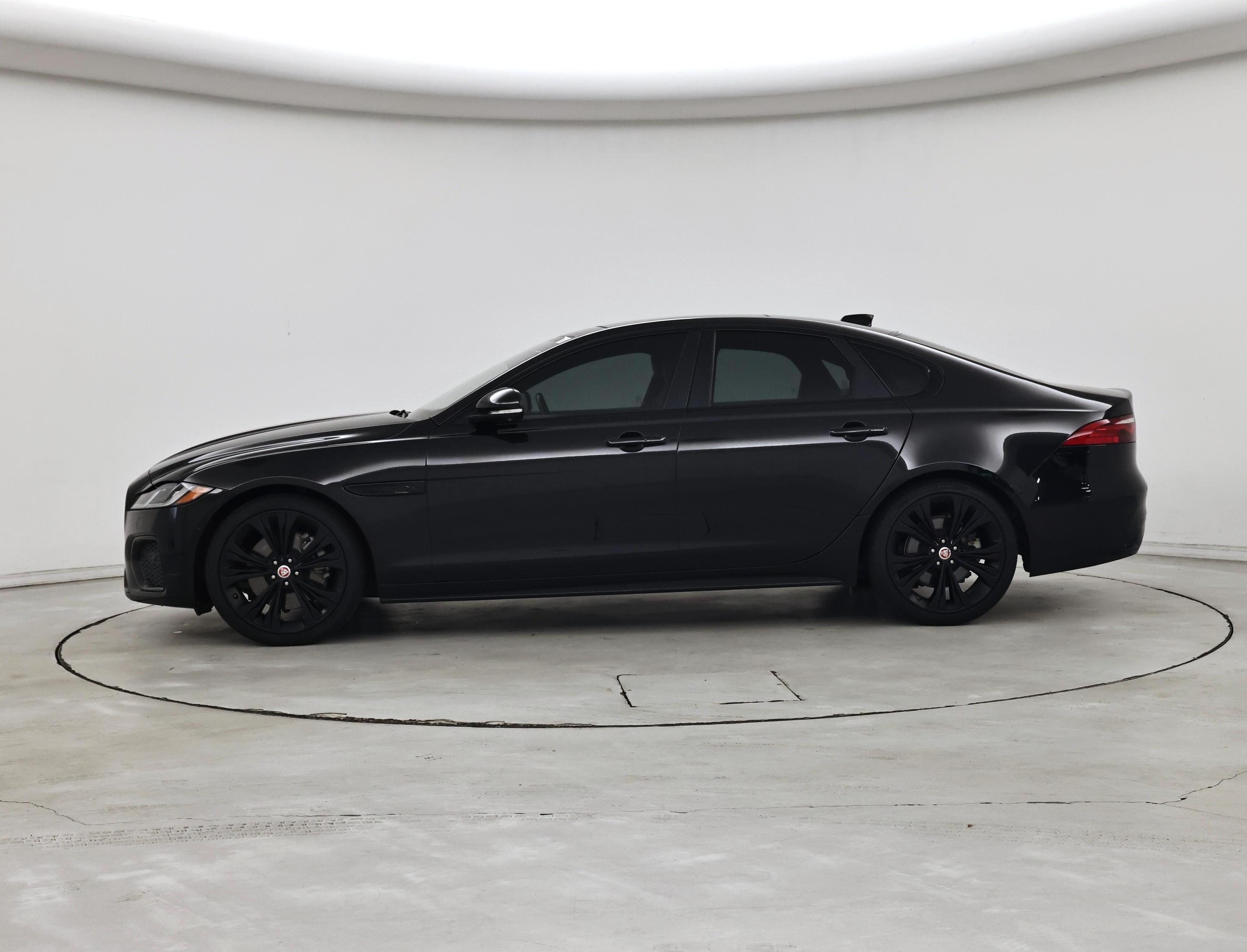 Thumbnail: 2021 Jaguar XF - 3