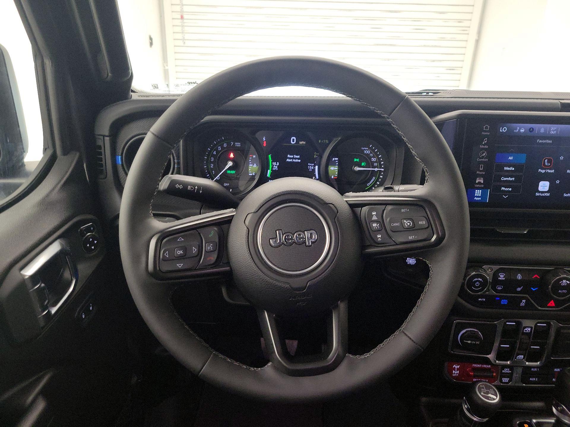 Thumbnail: 2025 Jeep Wrangler - 10