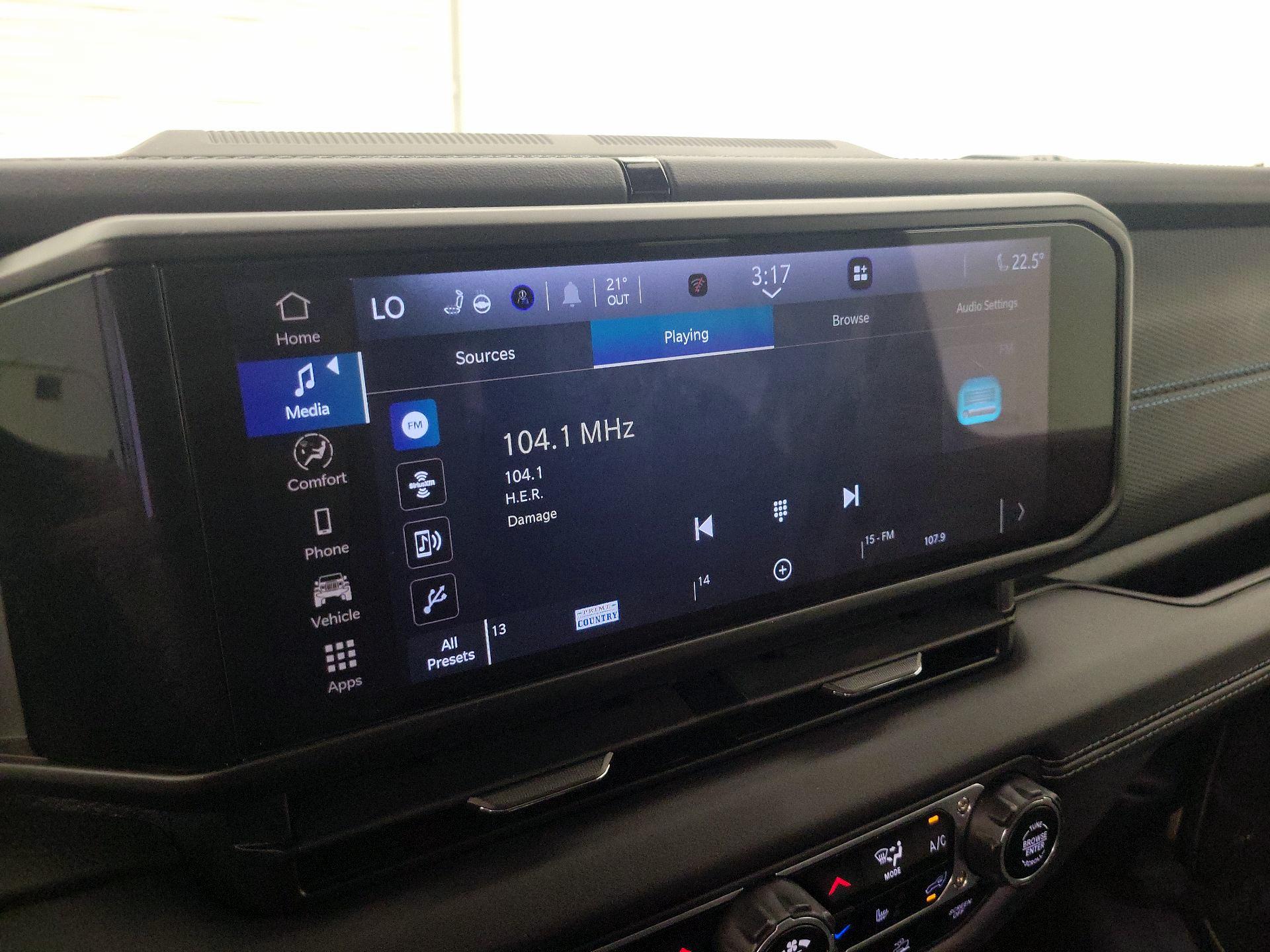 Thumbnail: 2025 Jeep Wrangler - 15