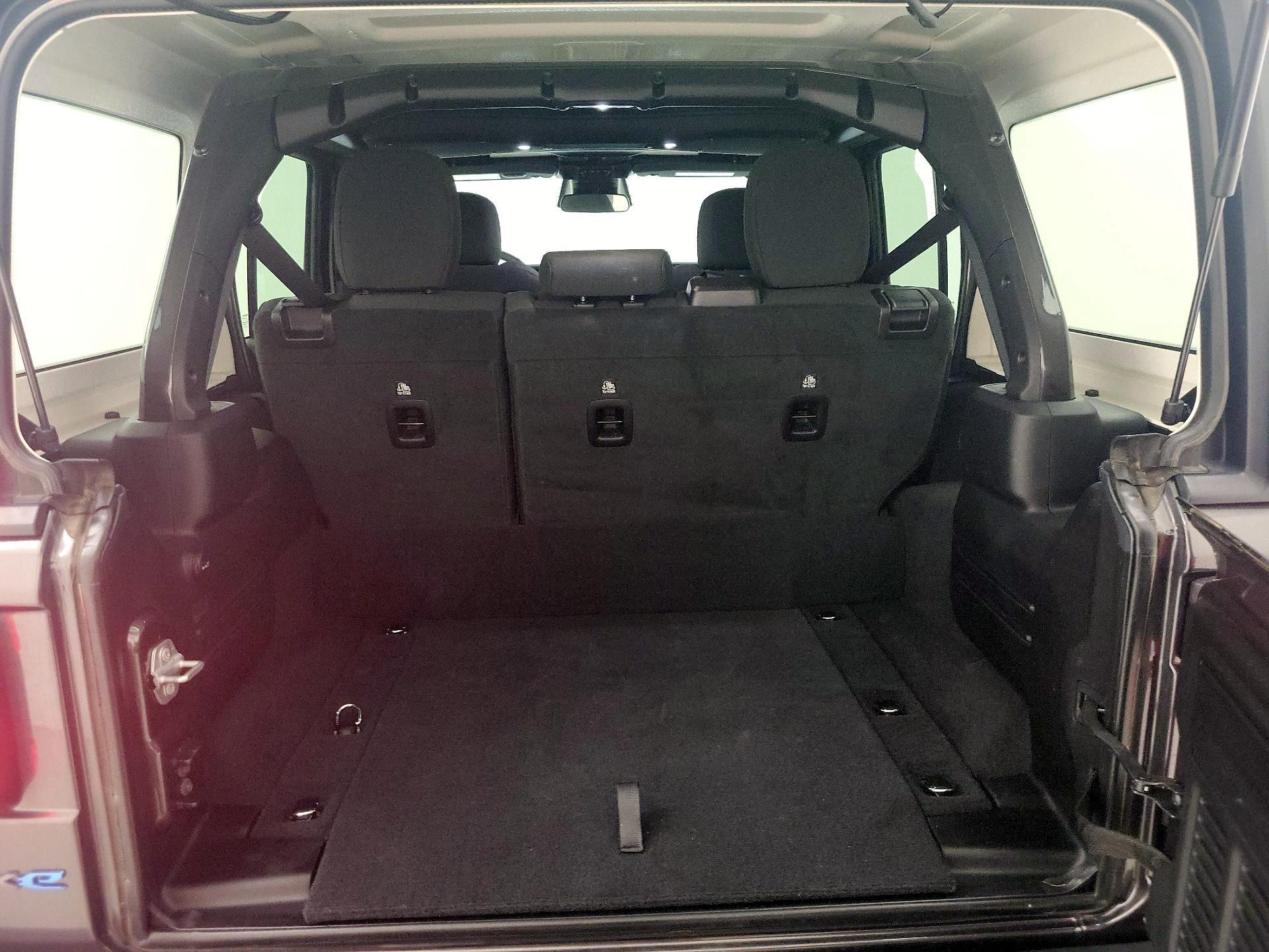 Thumbnail: 2025 Jeep Wrangler - 20