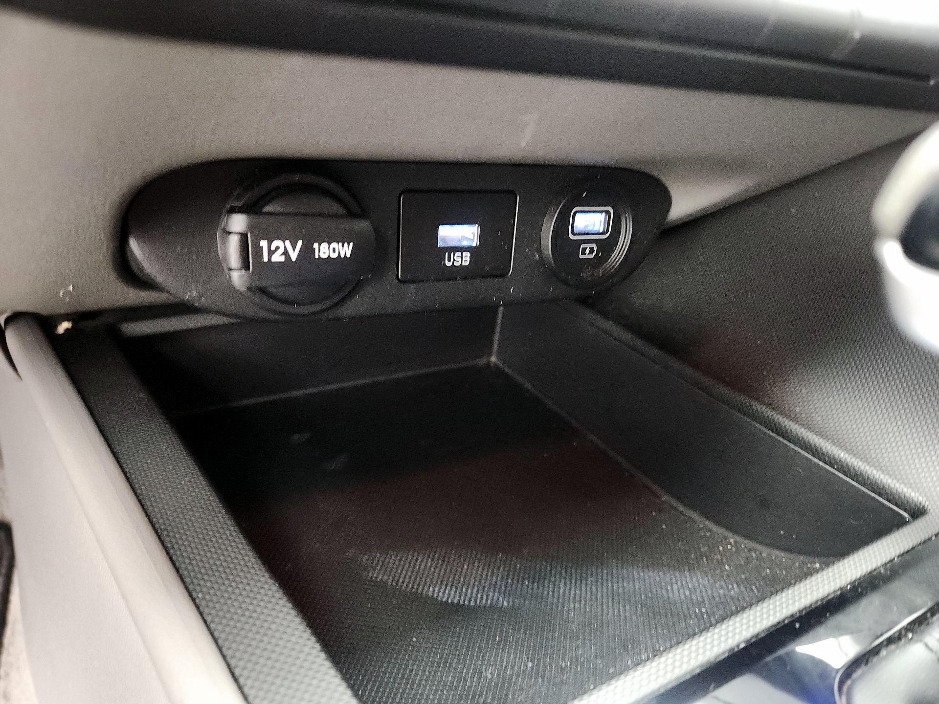 Thumbnail: 2022 Hyundai Elantra - 18