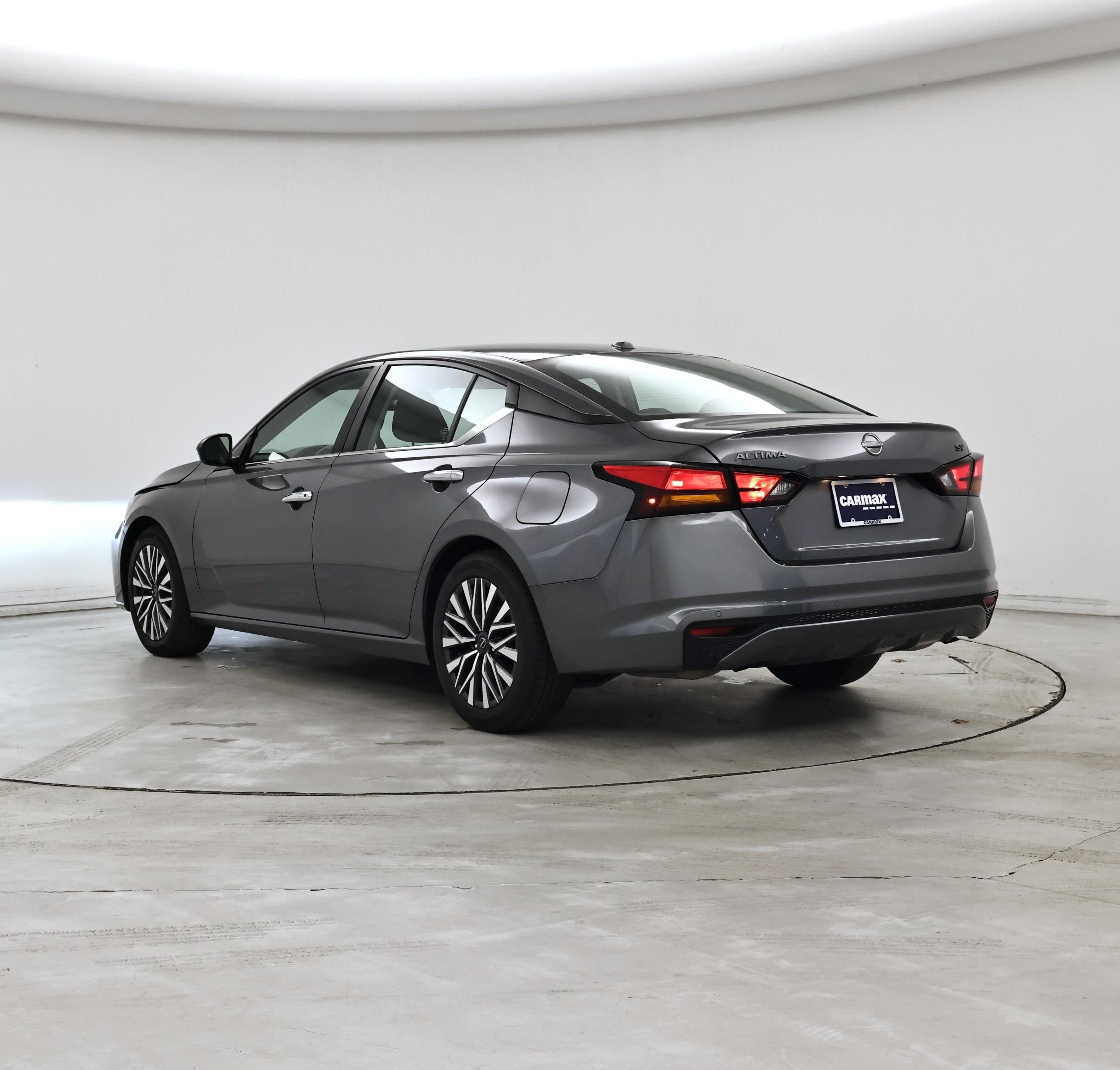 Thumbnail: 2024 Nissan Altima - 2