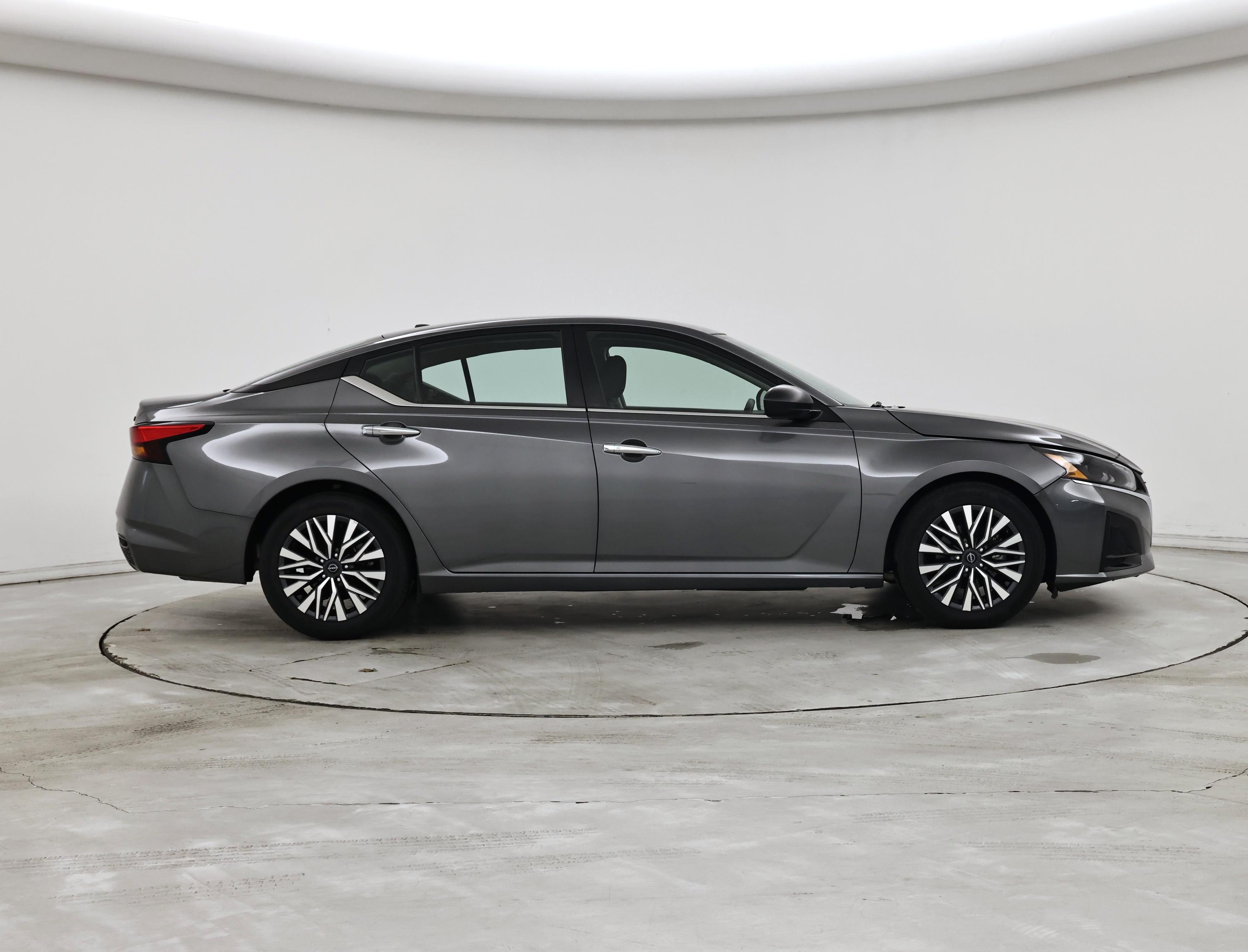 Thumbnail: 2024 Nissan Altima - 7