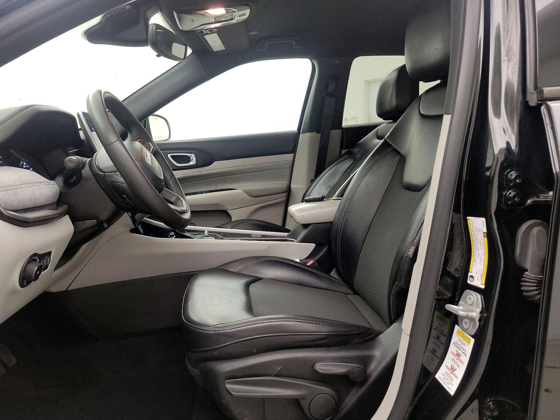 Thumbnail: 2023 Jeep Compass - 11