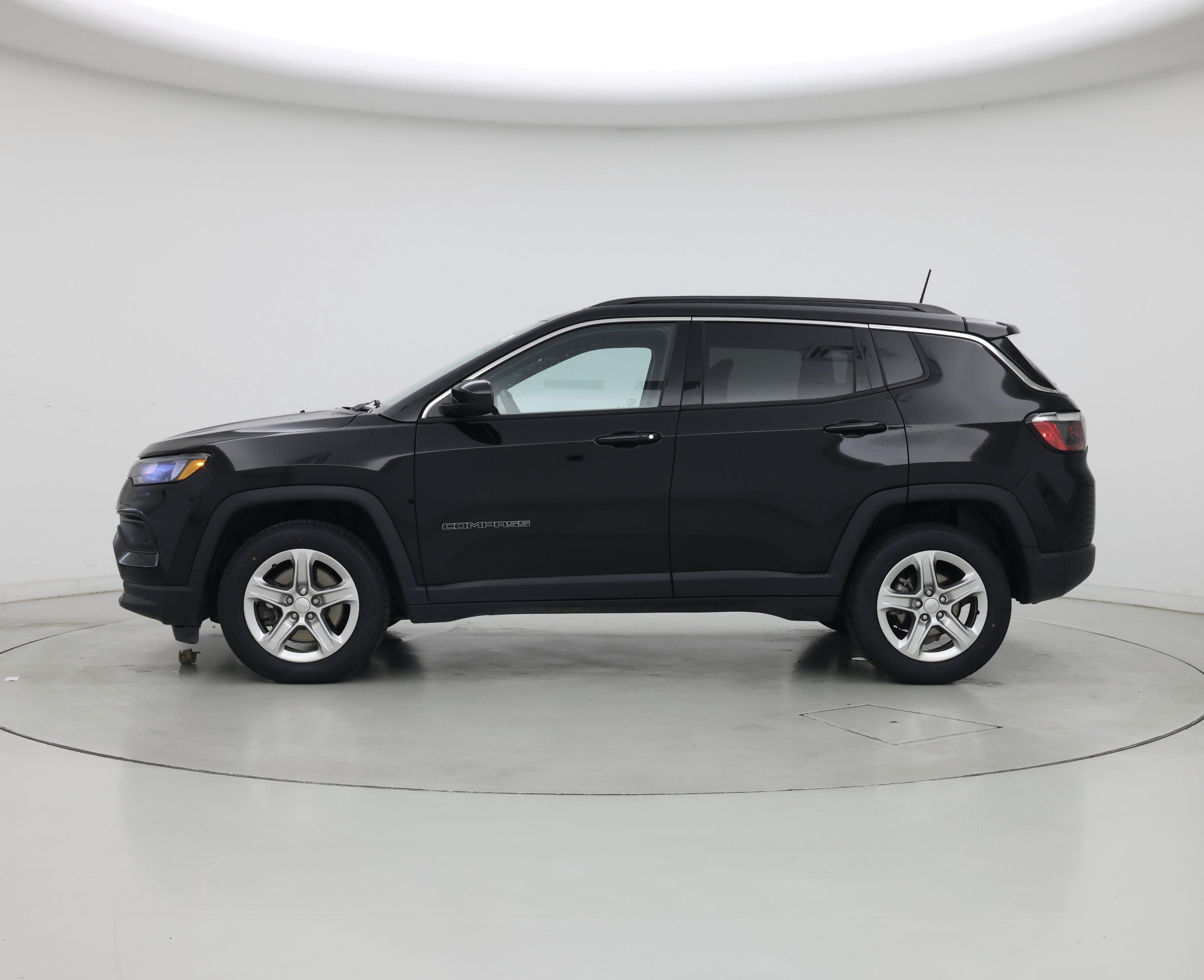 Thumbnail: 2023 Jeep Compass - 3