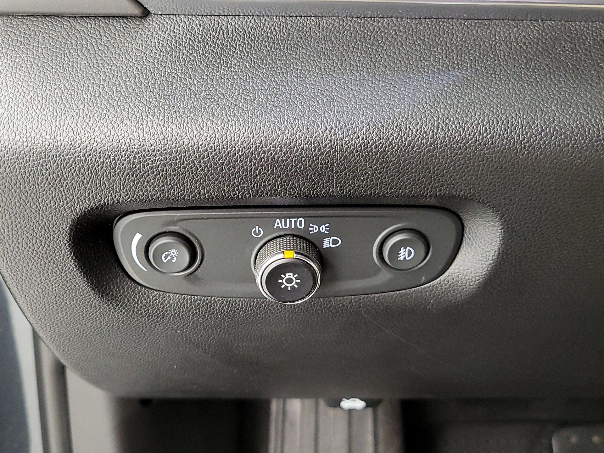 Thumbnail: 2019 Chevrolet Traverse - 13