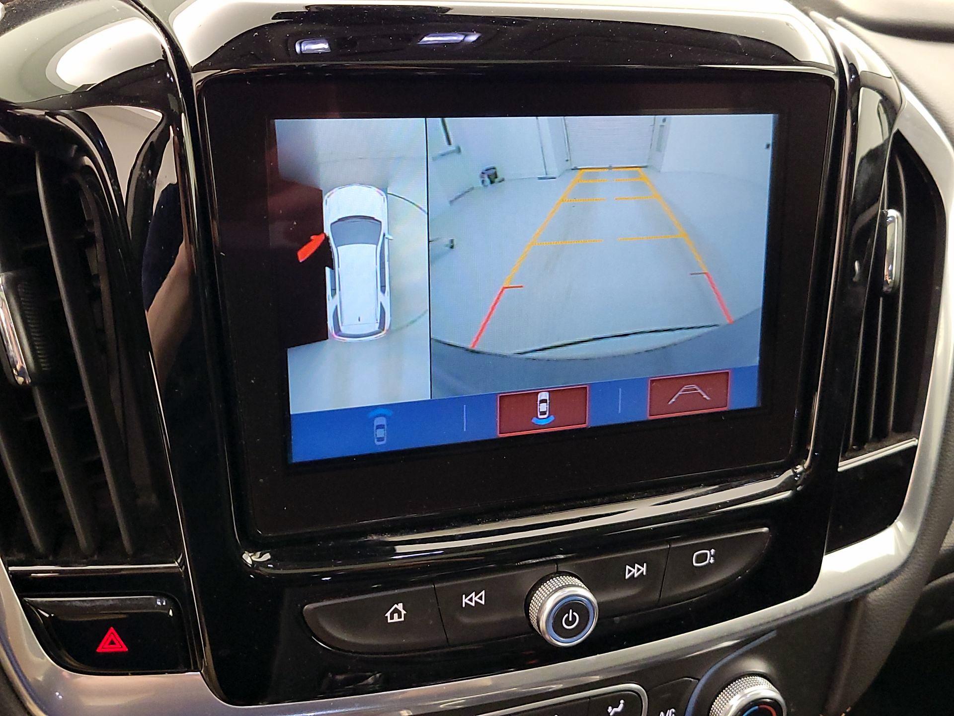 Thumbnail: 2019 Chevrolet Traverse - 15