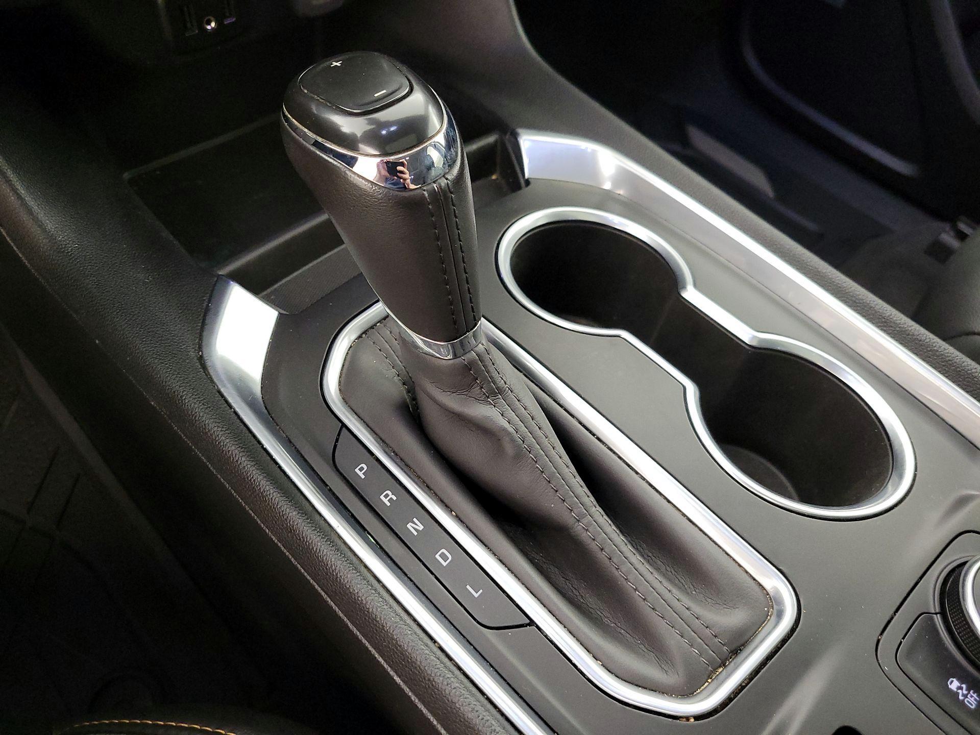 Thumbnail: 2019 Chevrolet Traverse - 18