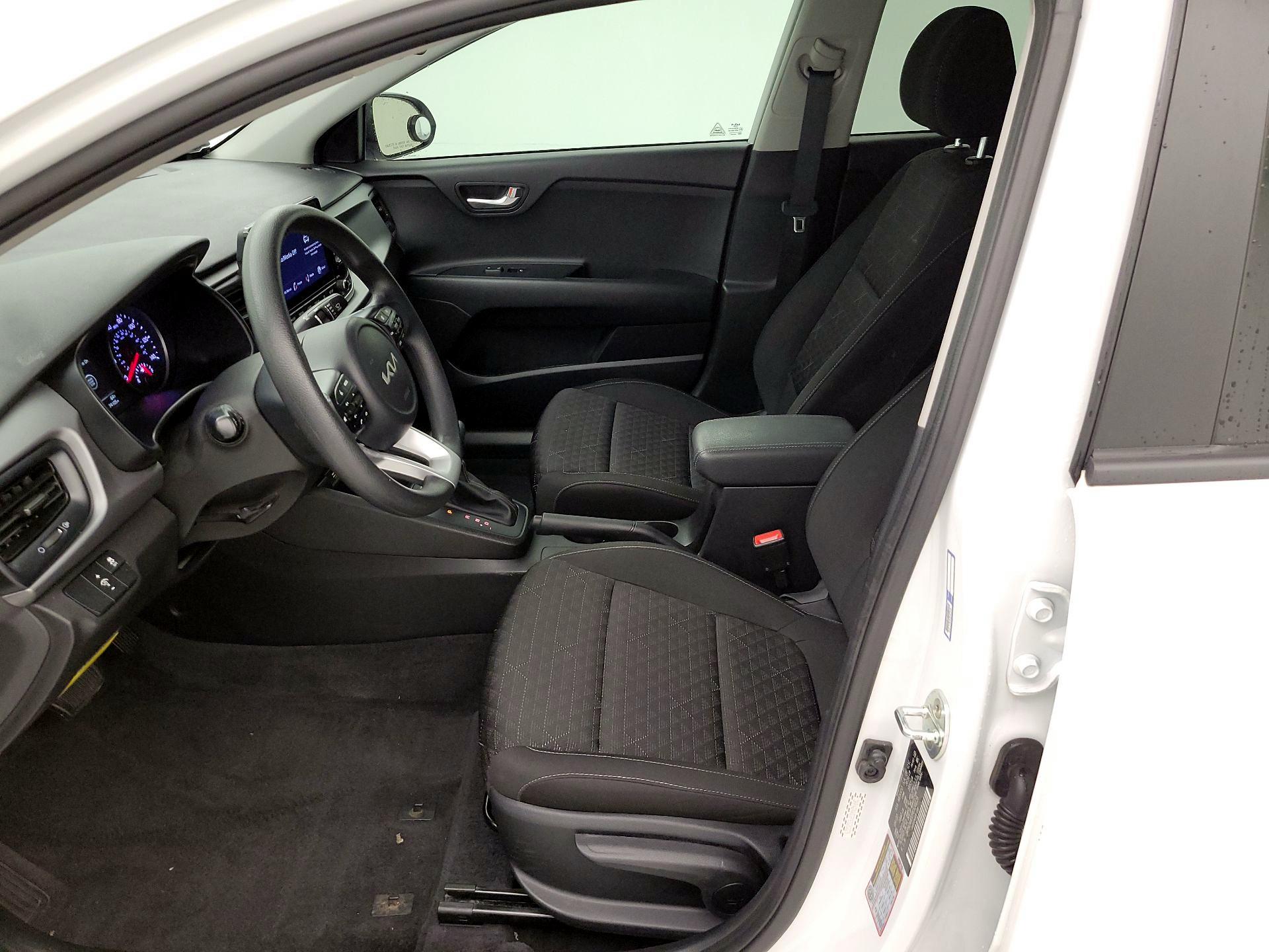 Thumbnail: 2023 Kia Rio - 11