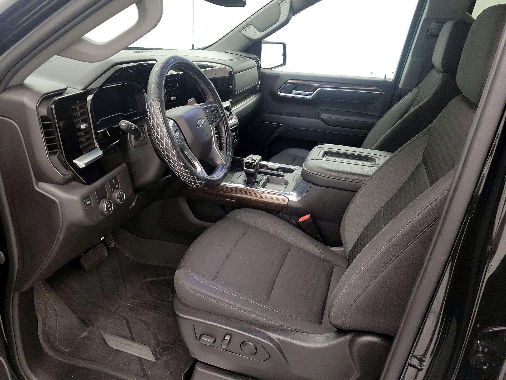 Thumbnail: 2022 Chevrolet Silverado 1500 - 11