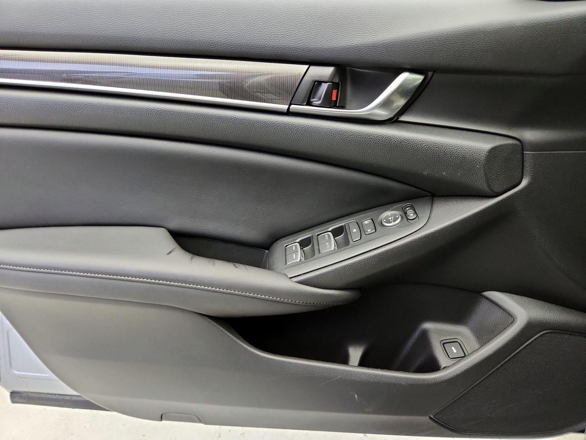 Thumbnail: 2020 Honda Accord - 12