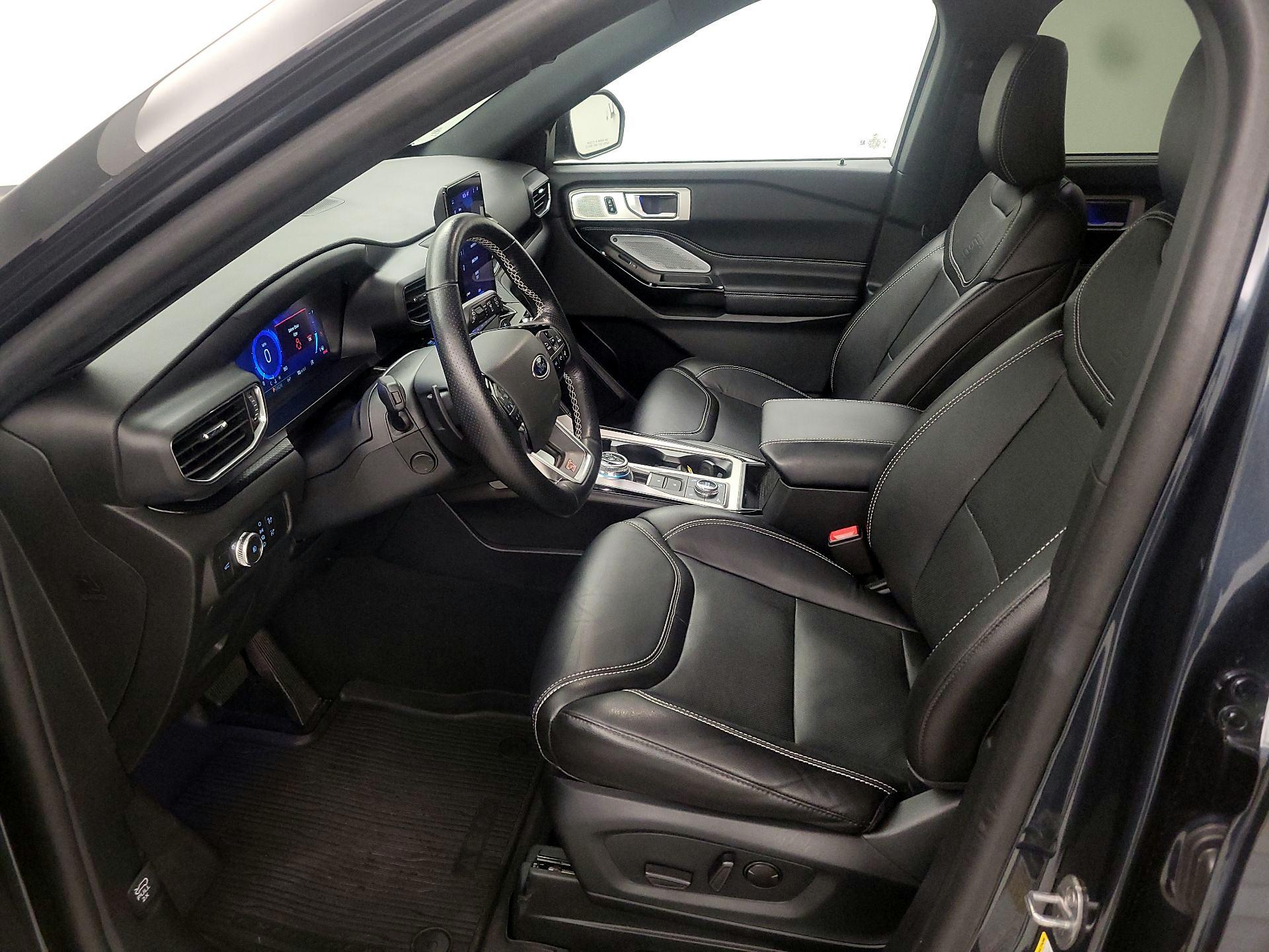 Thumbnail: 2022 Ford Explorer - 11