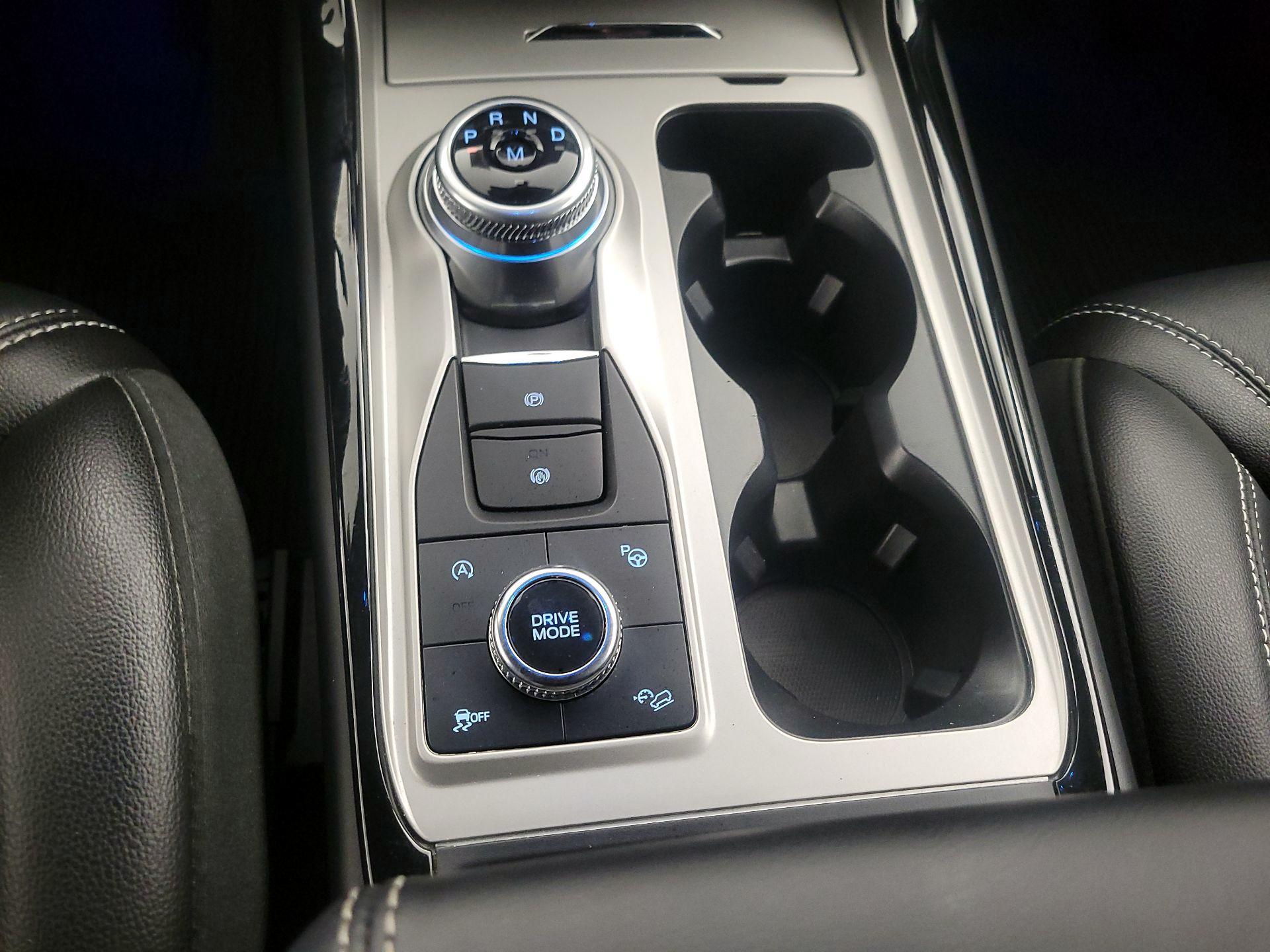 Thumbnail: 2022 Ford Explorer - 18