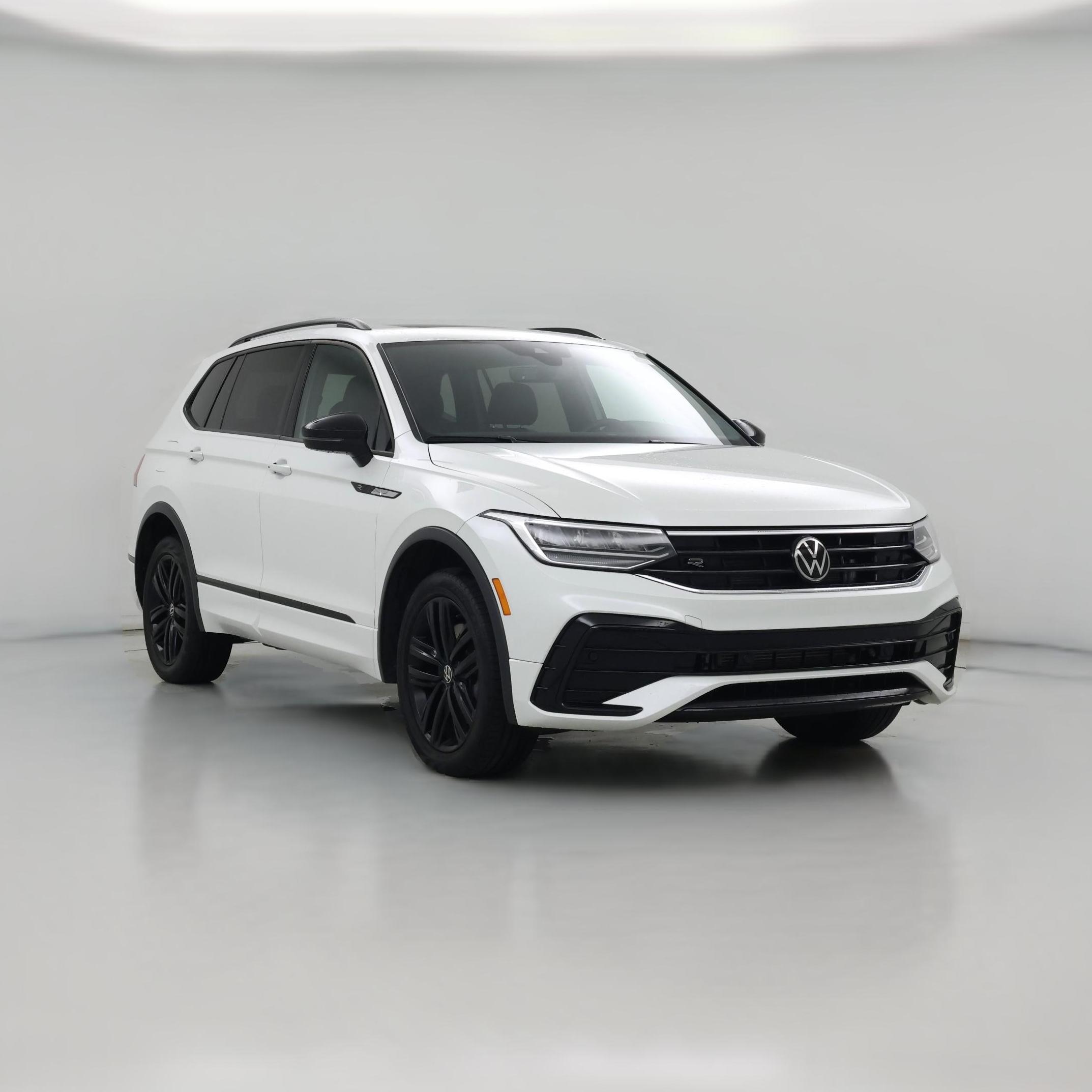 Thumbnail: 2022 Volkswagen Tiguan - 1